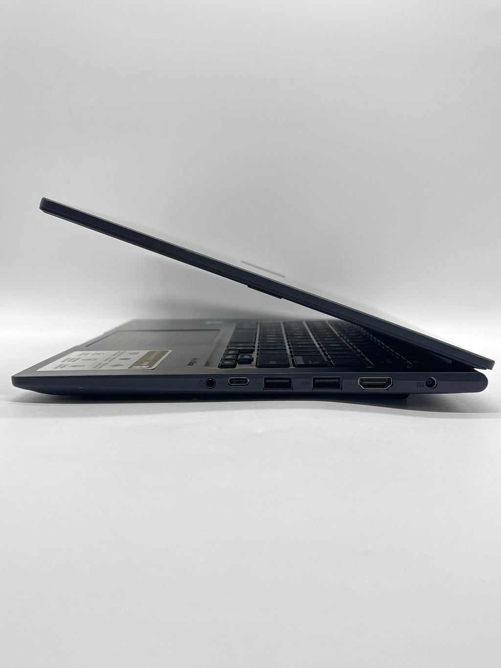 Asus Vivobook X1404VA i7-1355U 12GB RAM 512GB SSD