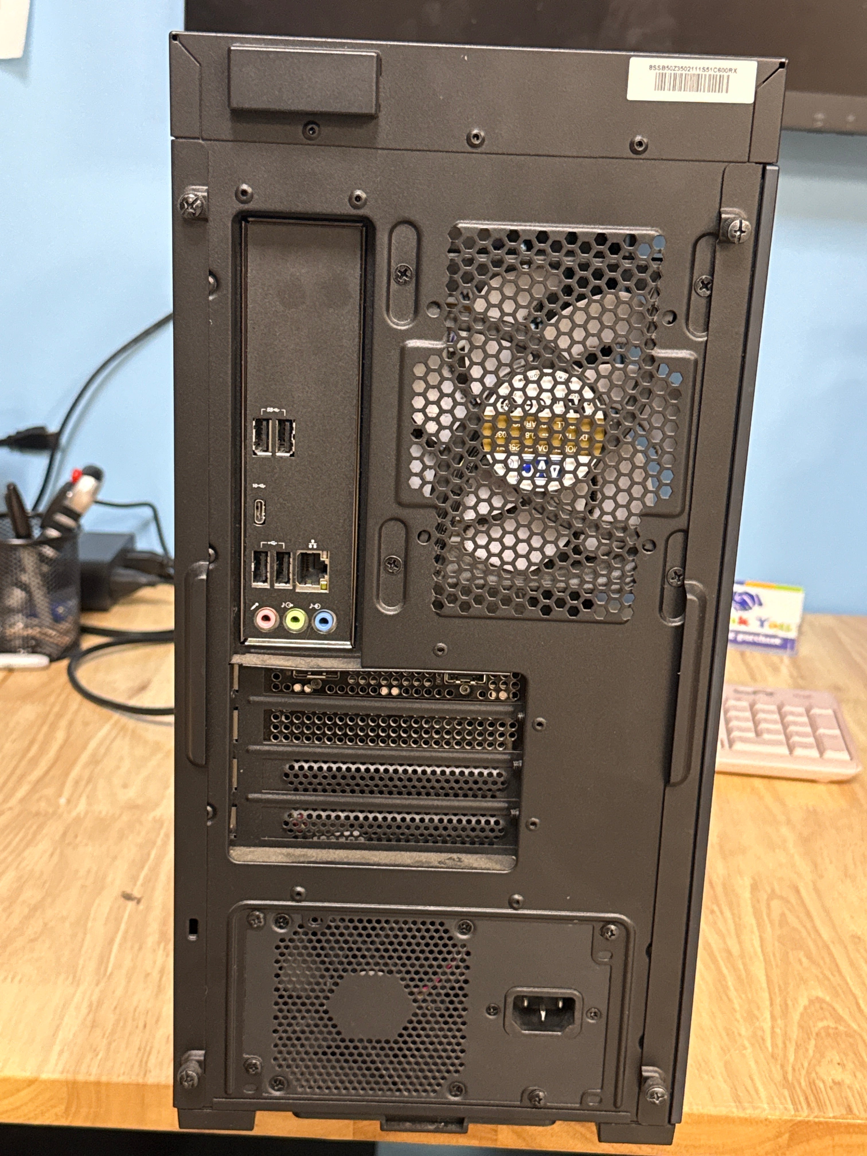 Lenovo Legion PC Ryzen 5 5600G 64GB RAM 512GB SSD RX 6500XT