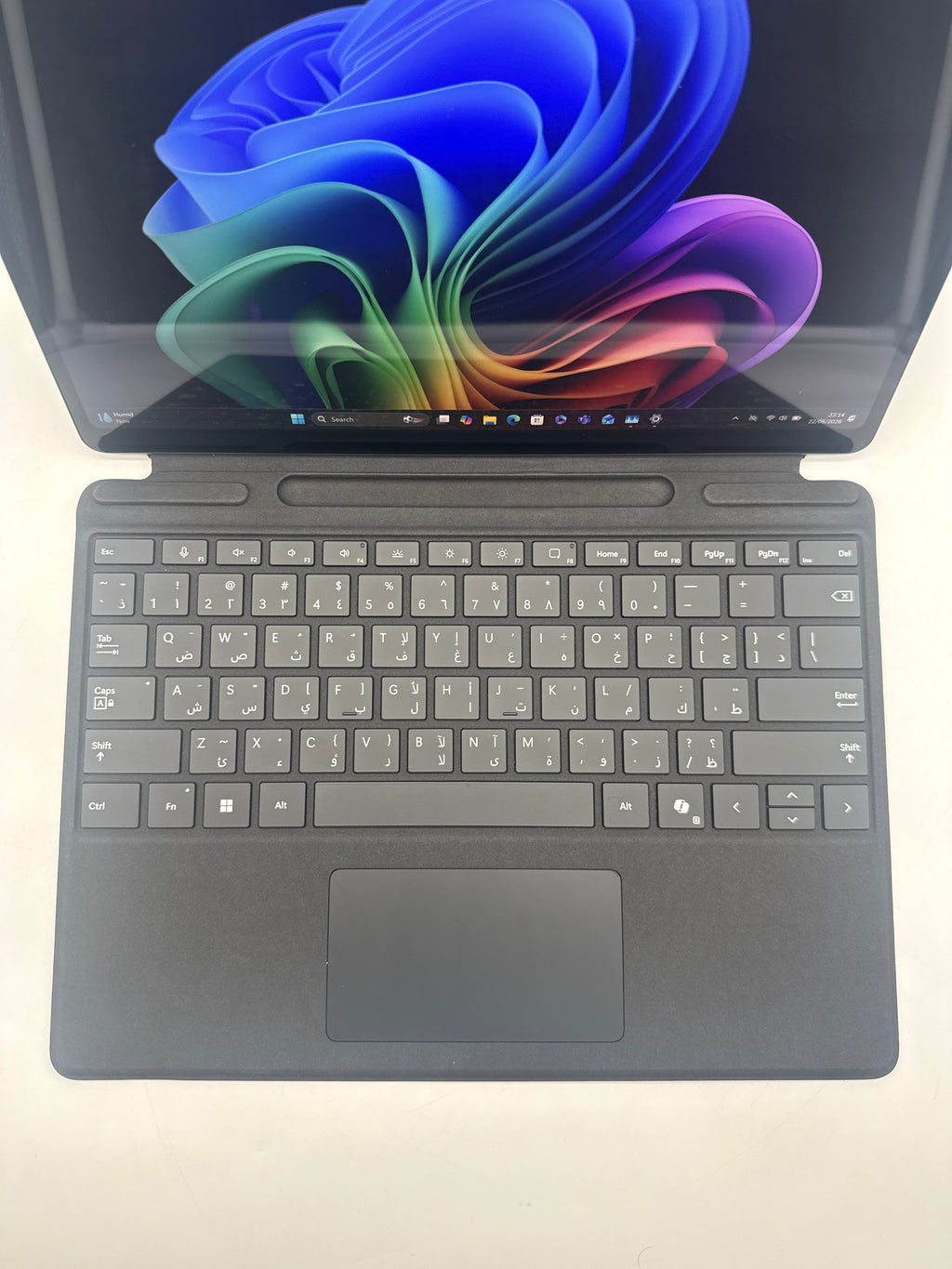 Microsoft Surface Pro 11 2076 Snapdragon X 12-Core 16GB RAM 1TB SSD - Arabic Keyboard