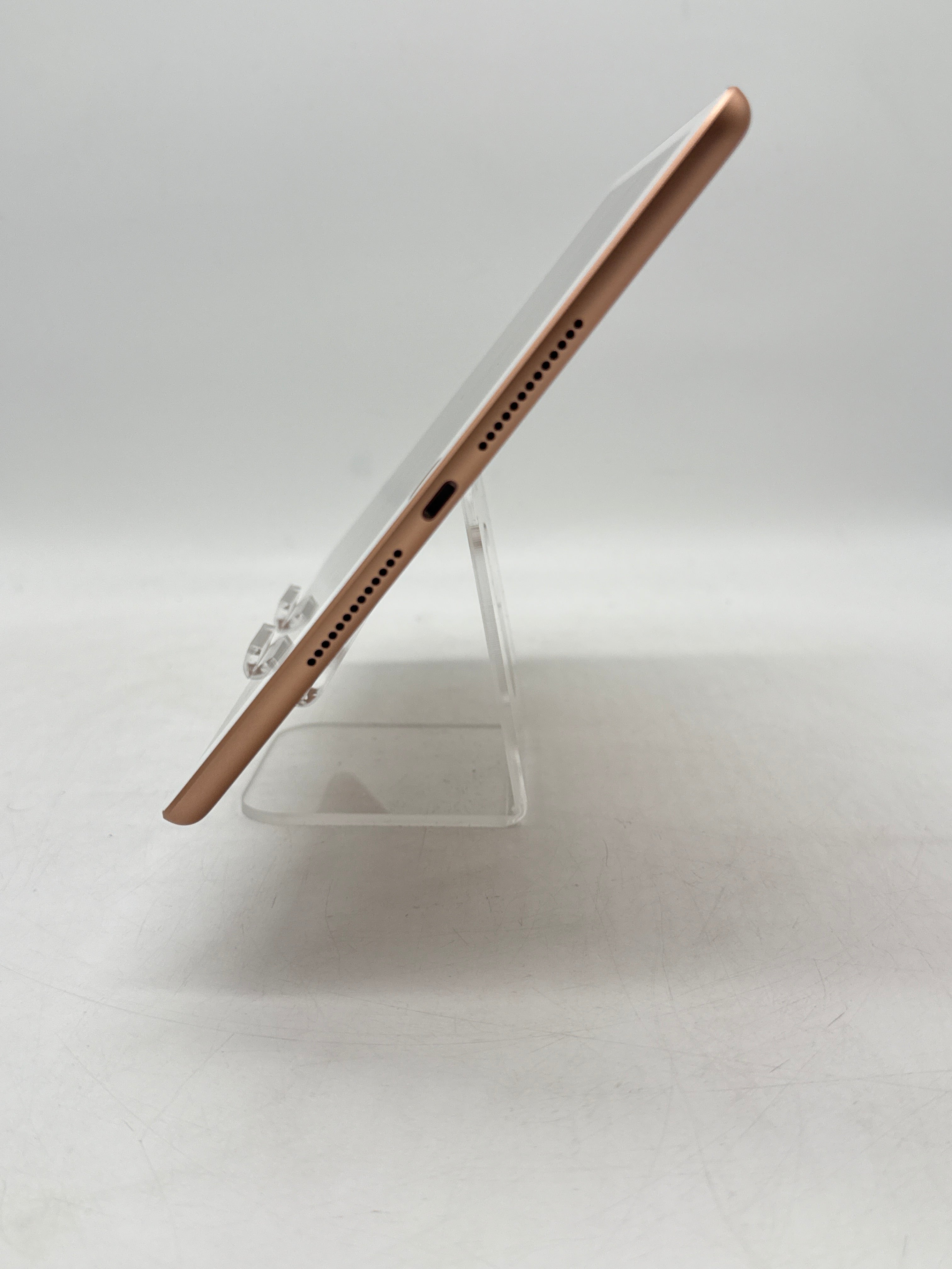 Apple iPad (7th Gen) A2197 32 GB MW762LL/A - Used