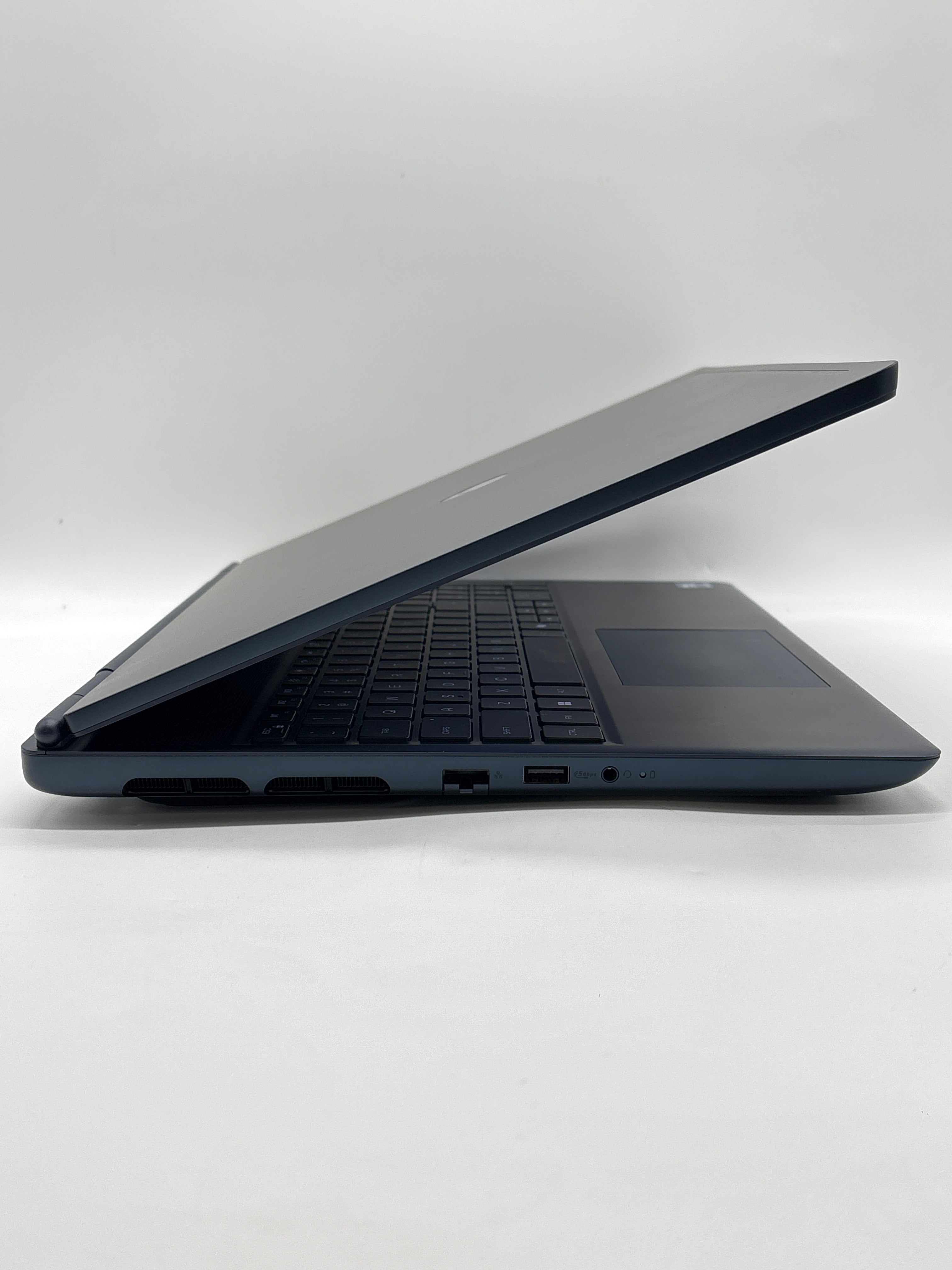 Dell Alienware 16X Aurora Ultra 9 275HX 32GB RAM 1TB SSD RTX 5060 - Warranty