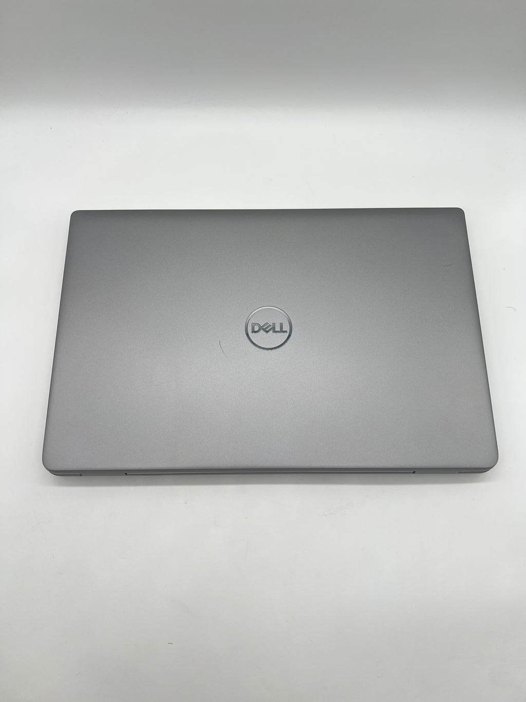 Dell Latitude 5550 15.6” Core Ultra 7 165U 32GB RAM 512GB SSD Silver Used