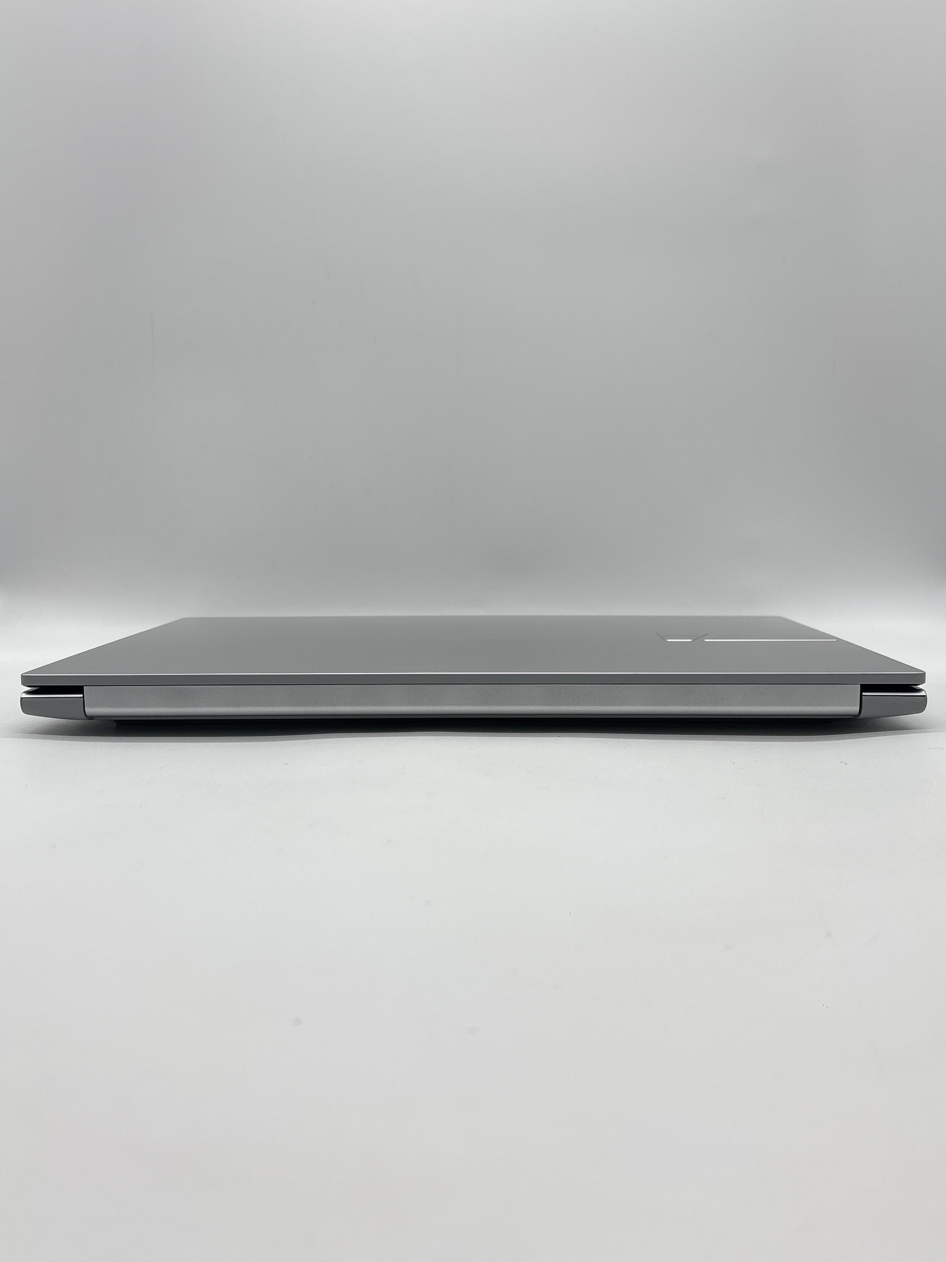 Asus VivoBook F1605Z i7-1255U 16GB RAM 512GB SSD