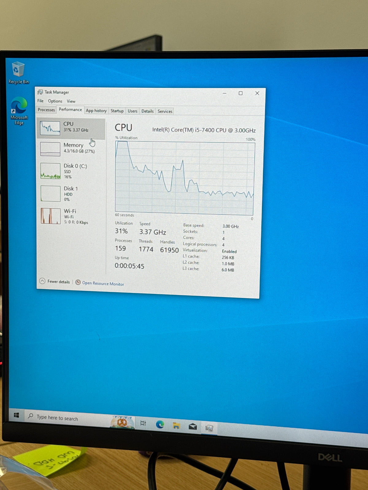 Acer Aspire TC-780-UR1B i5-7400 16GB RAM 256GB SSD + 300GB HDD Radeon HD8490 - Used