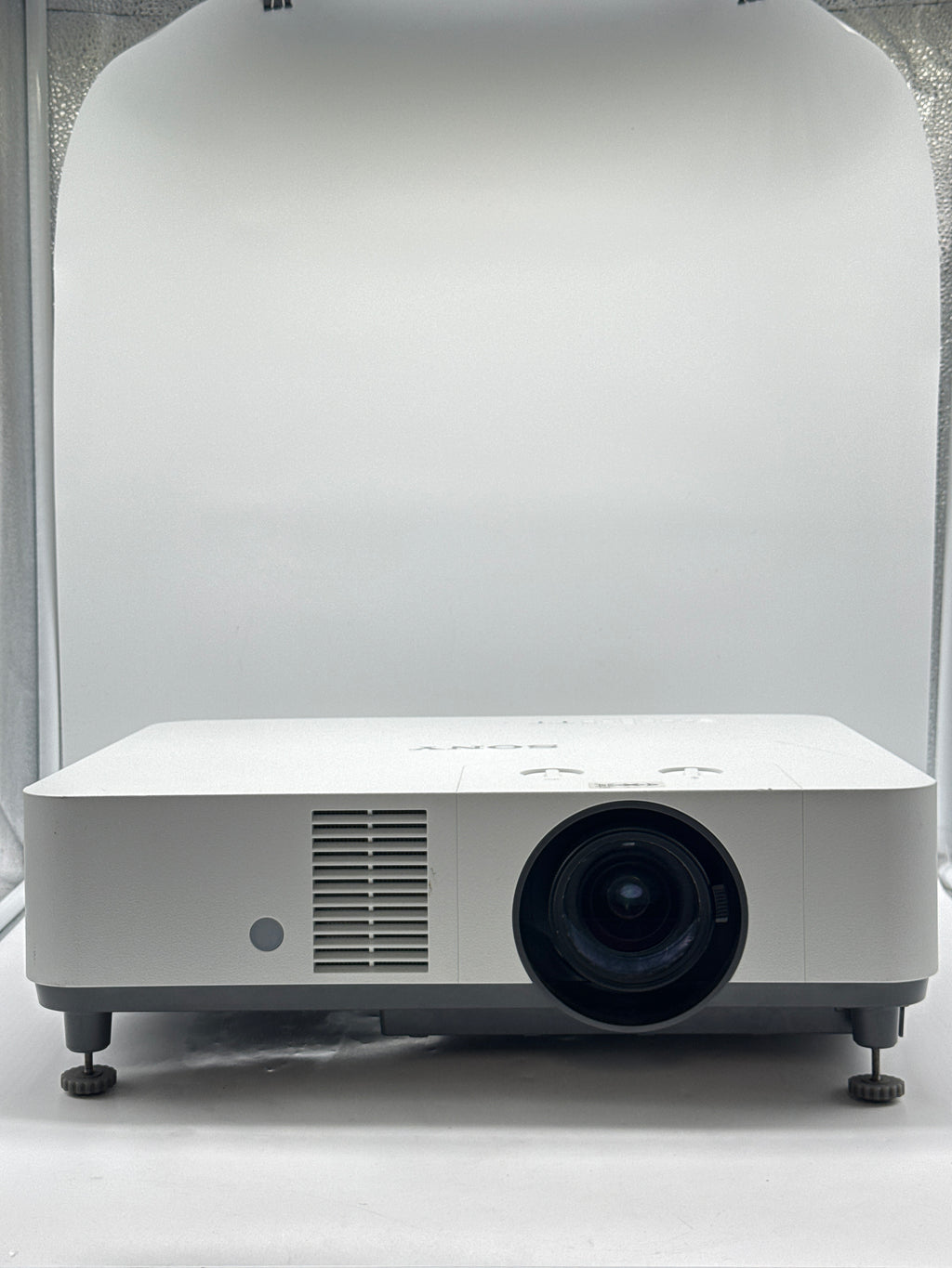 Sony VPL-PHZ61 WUXGA 3LCD Laser Projector 6000 Lumens HDMI - Used