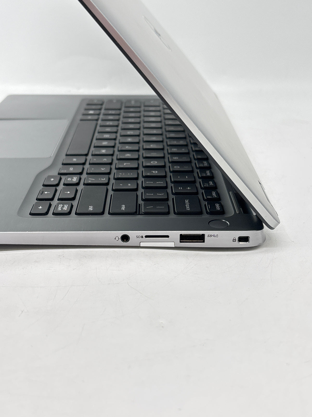 Dell Latitude 7400 2-in-1 14" Core i7-8665U 16GB RAM 512GB SSD - Used