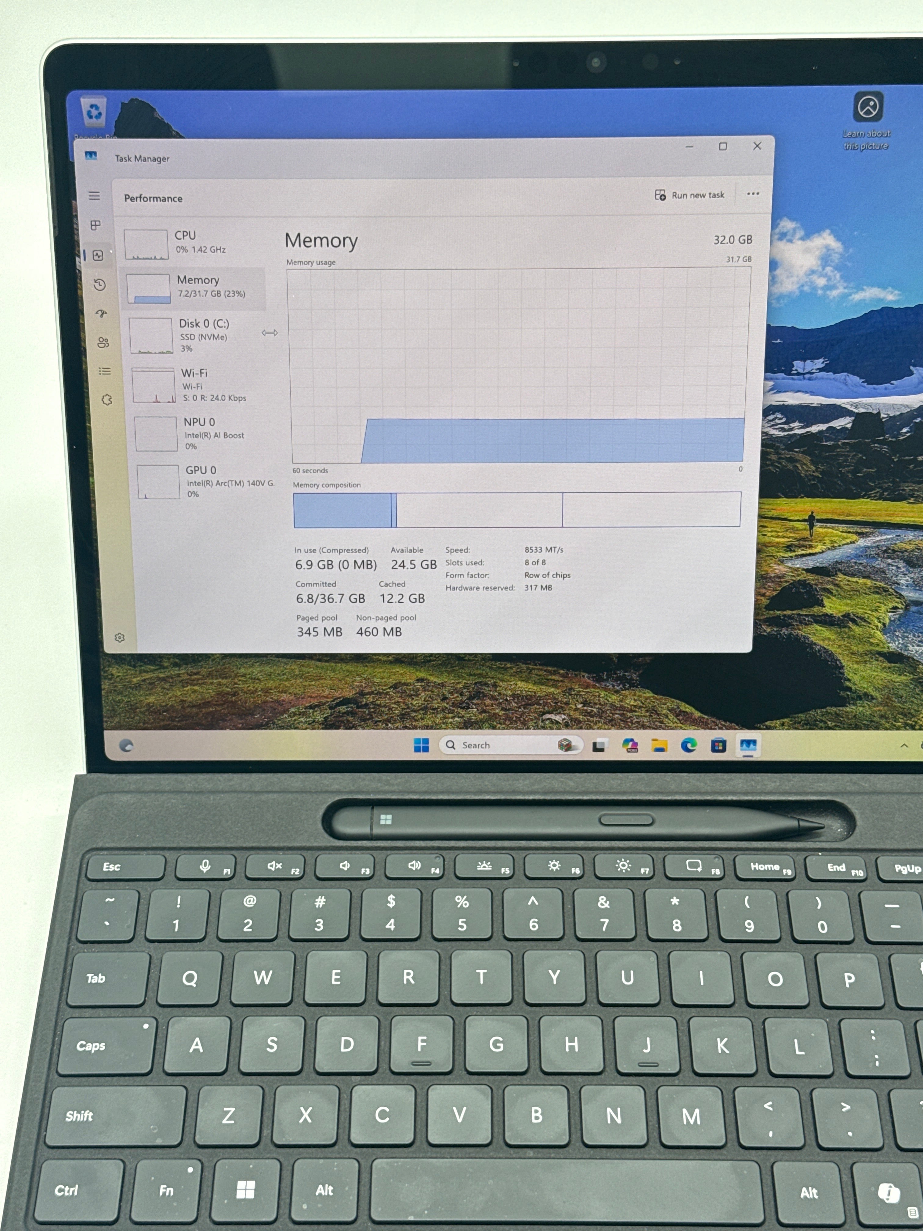 Microsoft Surface Pro 11th Edition Ultra 7 268V 32GB 512GB Intel Arc 140V