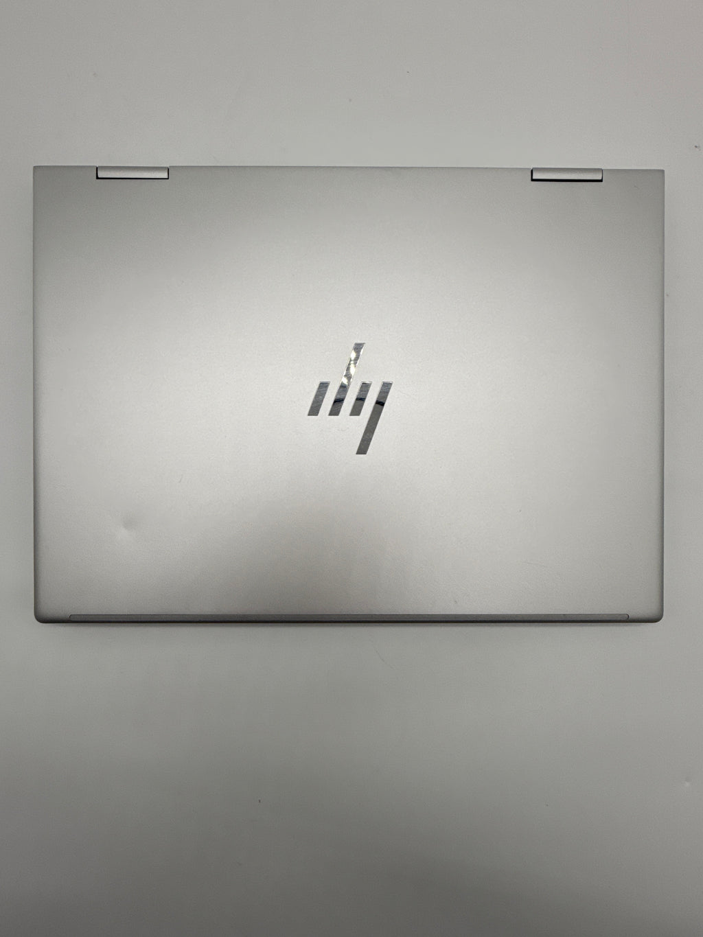 HP Envy x360 2-in-1 13-bf0797nr i7-1250U 16GB RAM 1TB SSD