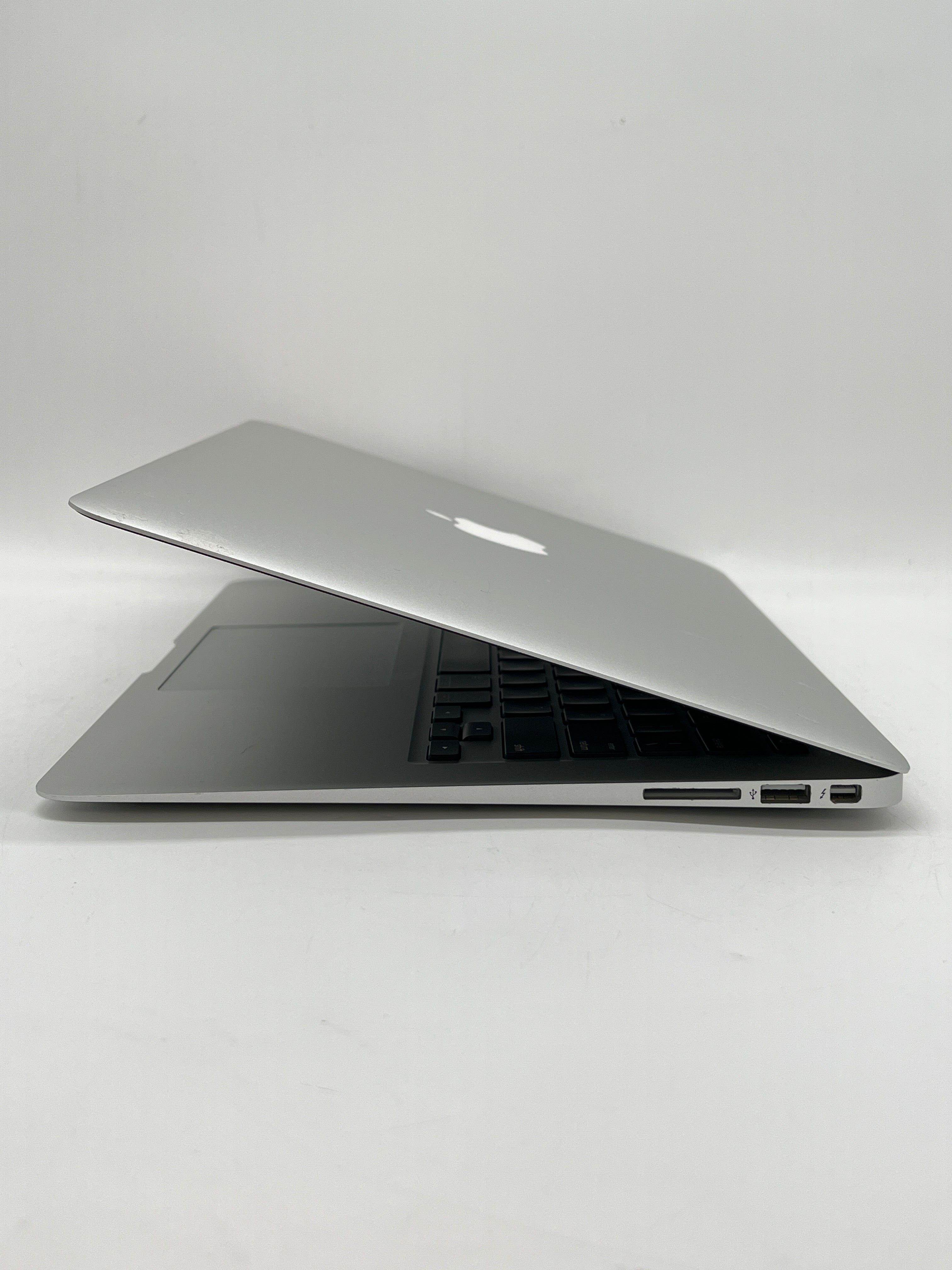 Apple MacBook Air 13" A1466 2017 Intel Core i5 8GB RAM 128GB SSD - For Parts