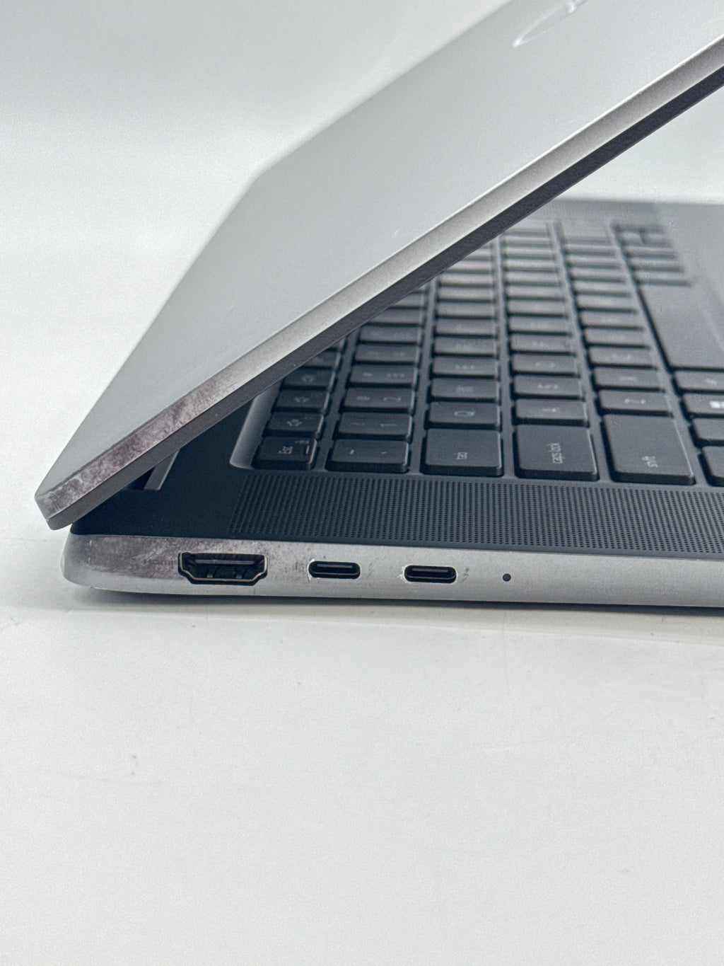 Dell Latitude 7640 Core i7-1370P 32GB RAM 1TB SSD - For Parts