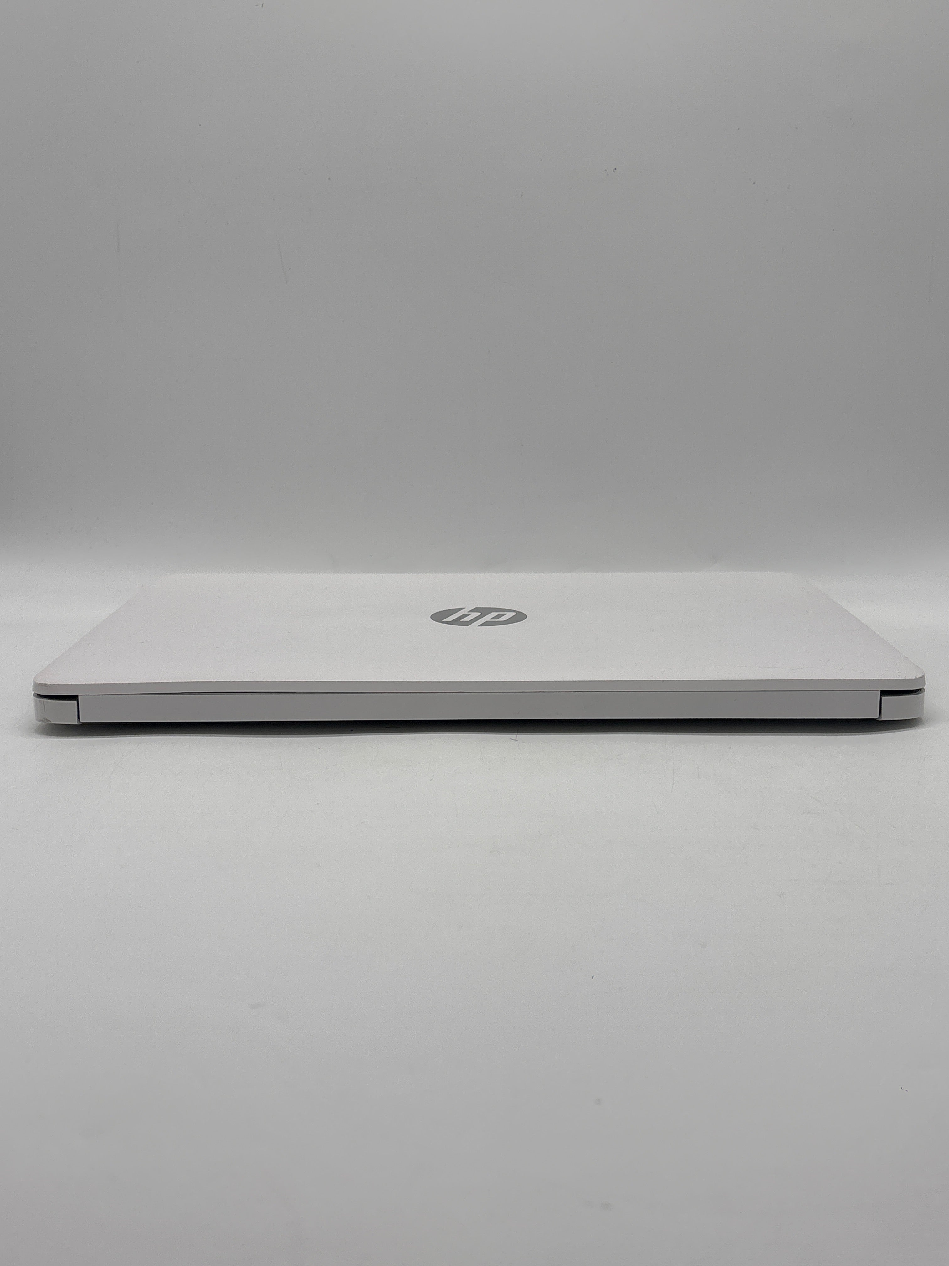 HP 14-dq0080nr Celeron N4020 4GB RAM 64GB eMMC Used