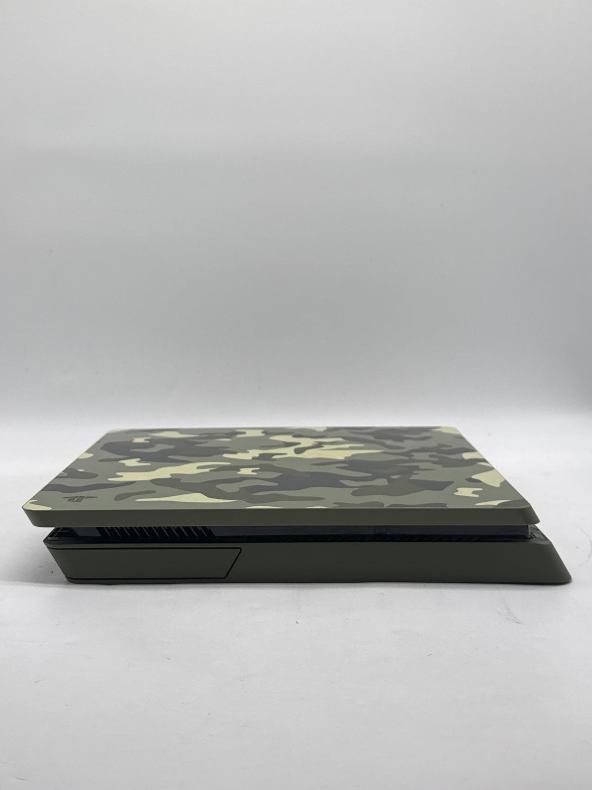 Sony PlayStation 4 Slim CUH-2115B 1TB Black - Used