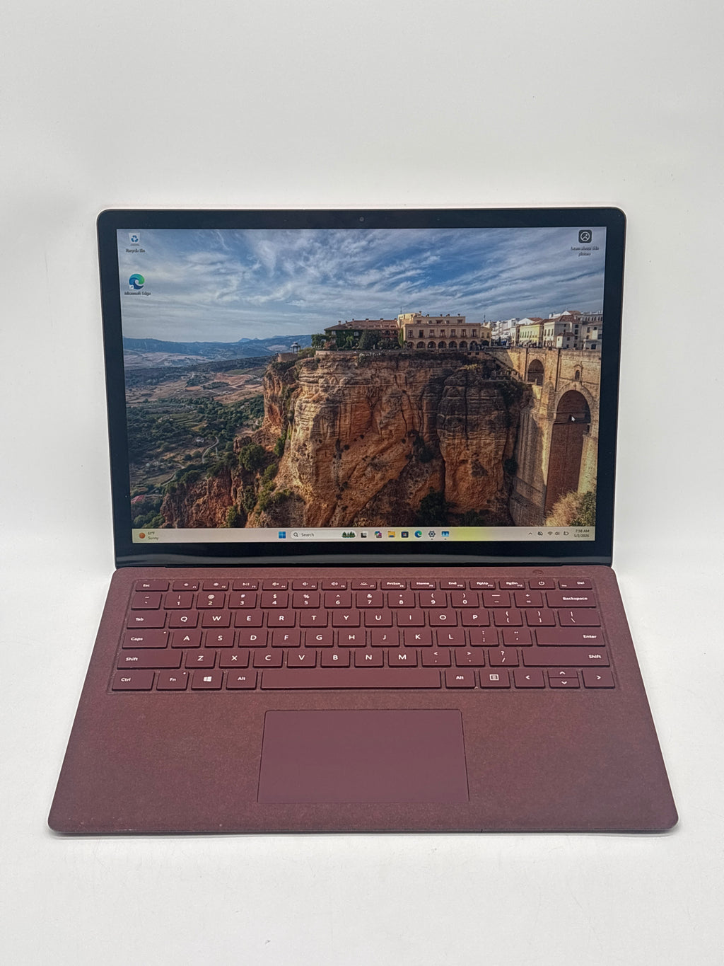 Microsoft Surface Laptop 1769 i7-7660U 8GB RAM 256GB SSD