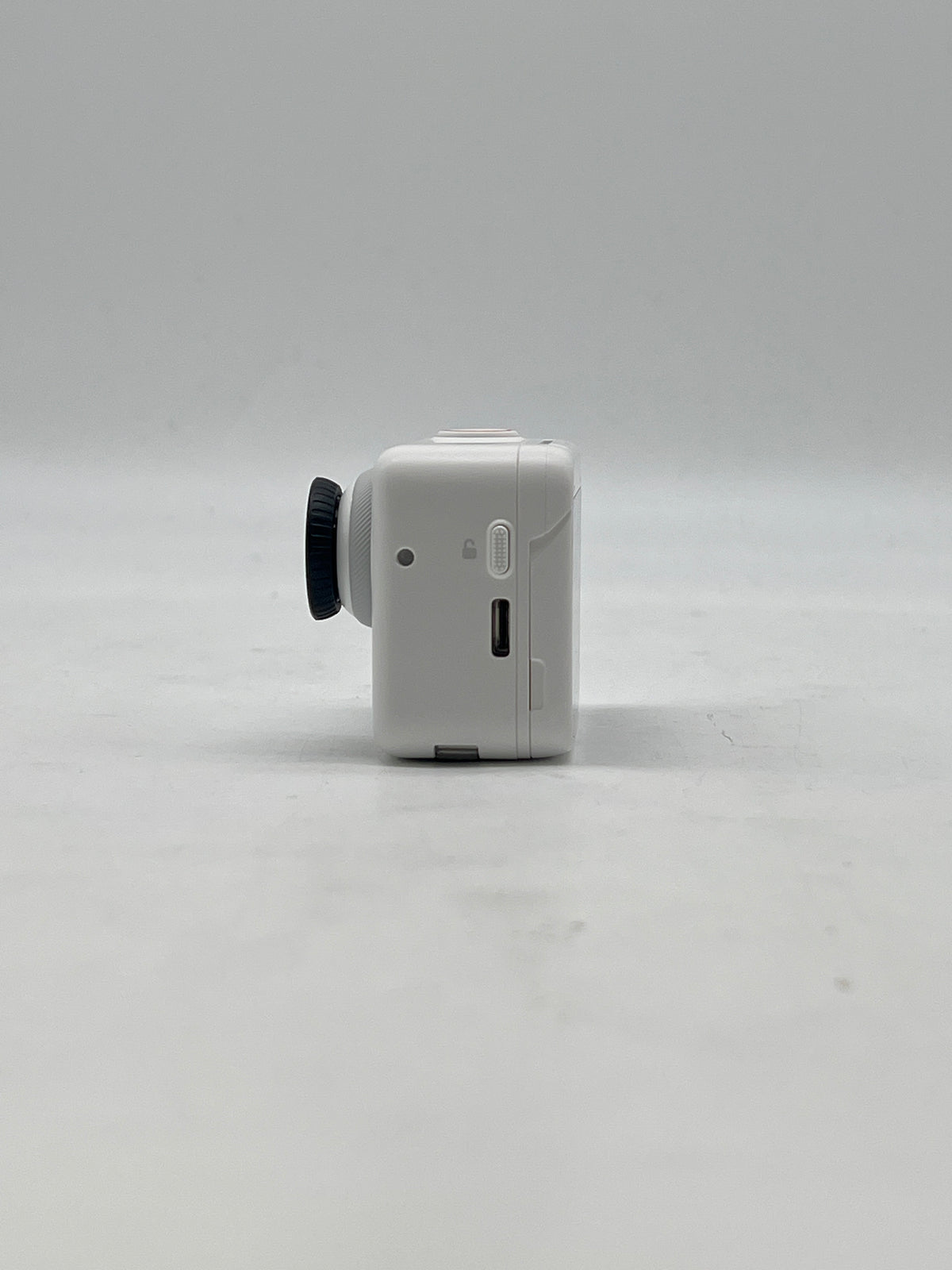Insta360 GO 3S 64GB Action Camera White w/ Original Box - Used