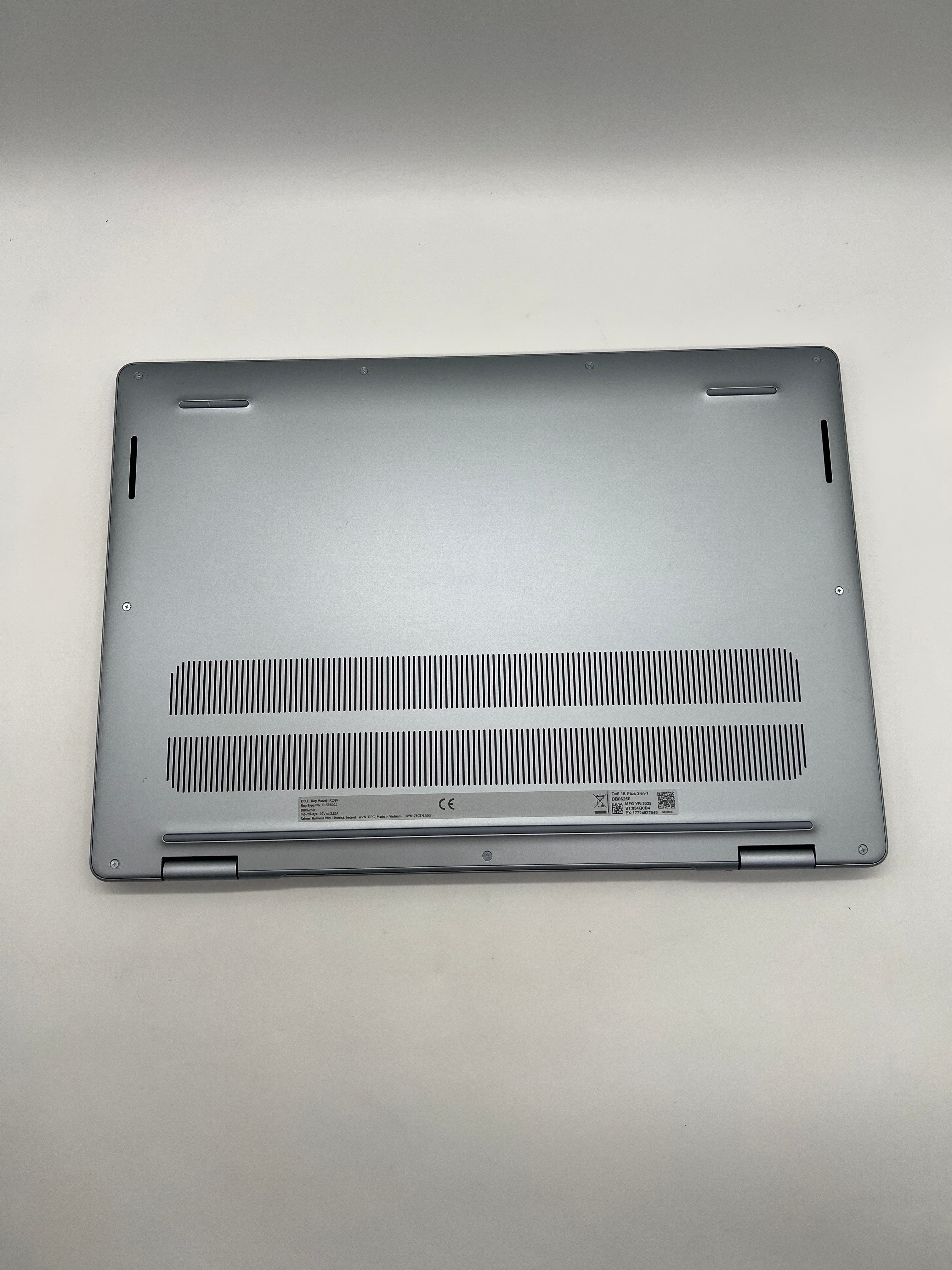 Dell 16 Plus DB06250 2-in-1 Ultra 7 16GB RAM 1TB SSD