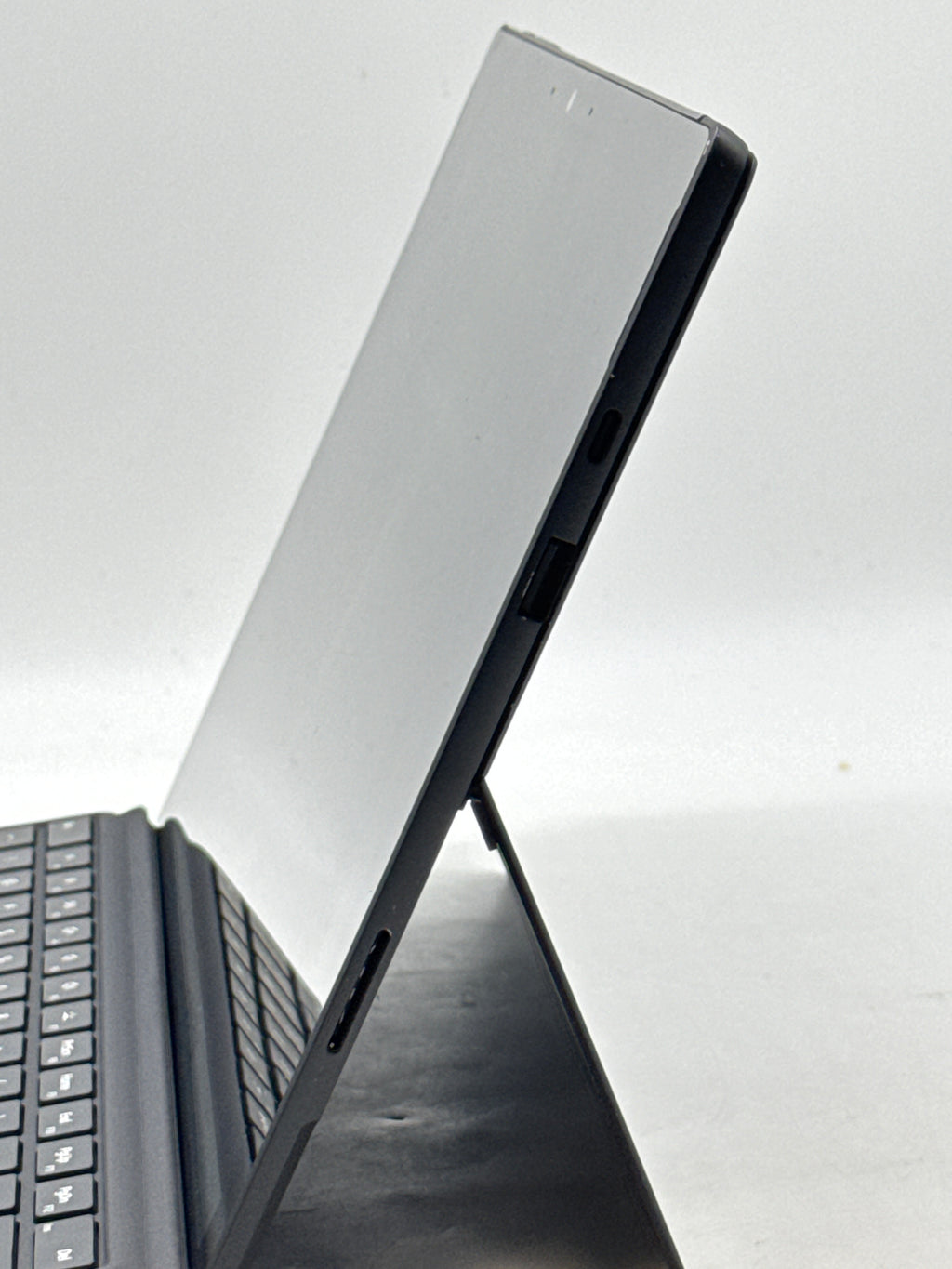 Microsoft Surface Pro 7 1866 i5-1035G4 8GB RAM 256GB SSD