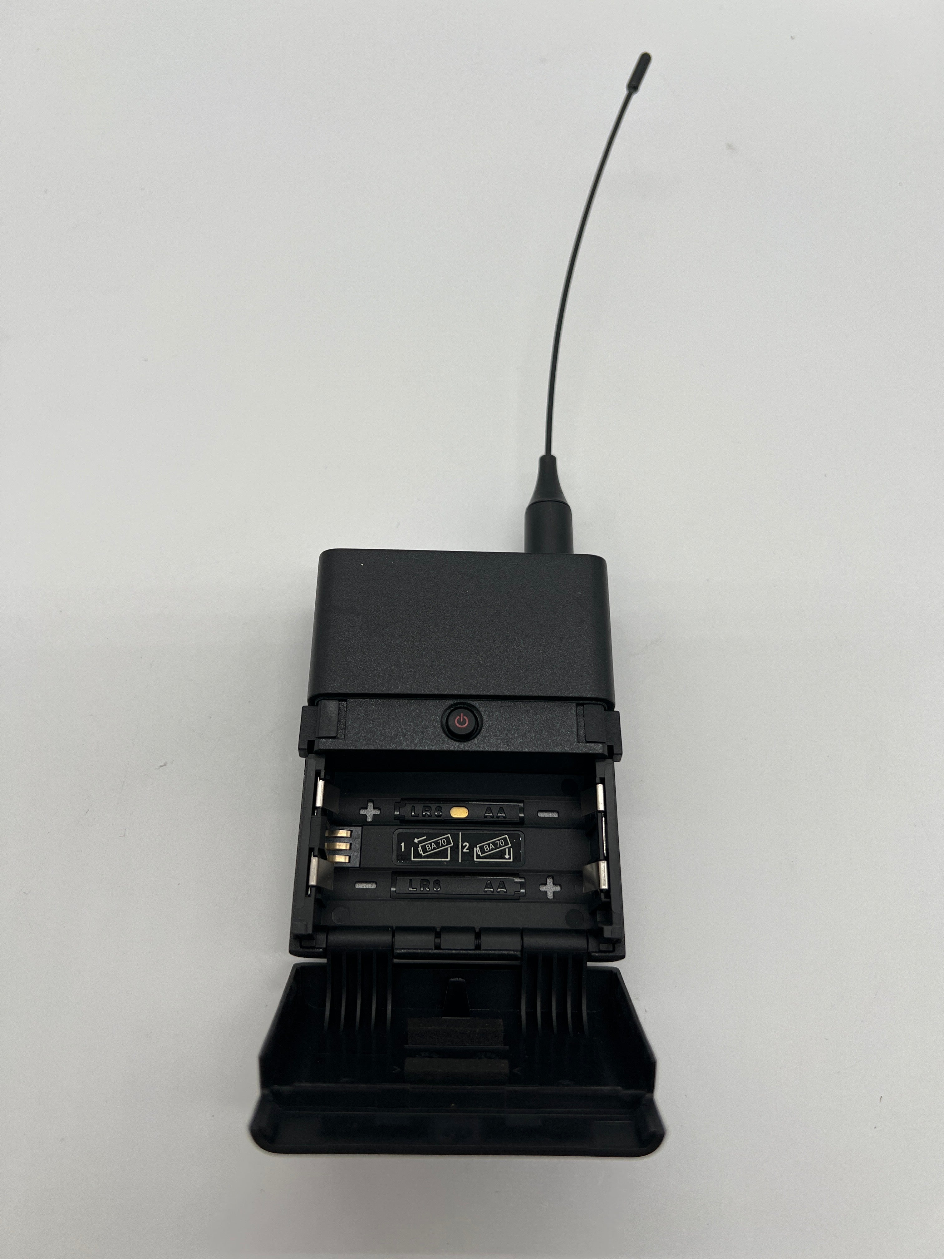 Sennheiser EW-D SK Wireless Bodypack Transmitter Black Q1-6 470.2-576 MHz Used