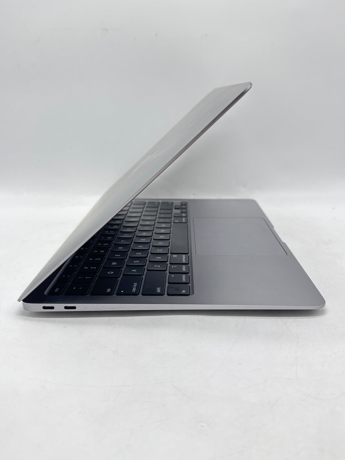 Apple MacBook Air 13in Retina A2179 2020 Core i3 8GB RAM 256GB SSD - Used