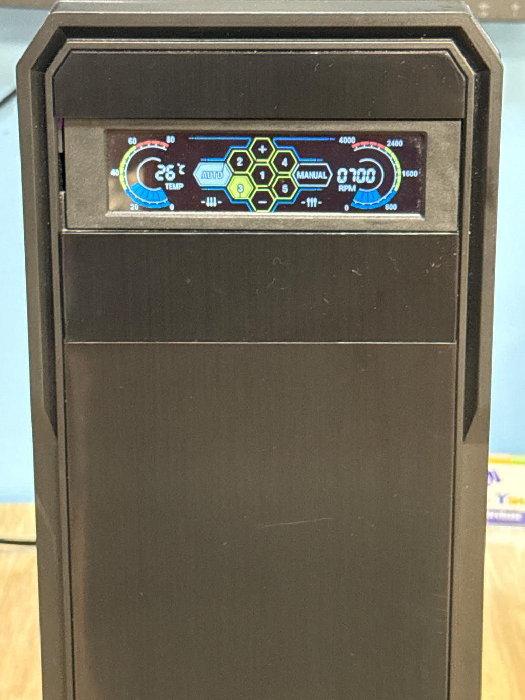Custom PC Ryzen 7 2700X 32GB RAM 2TB SSD RX6700 XT