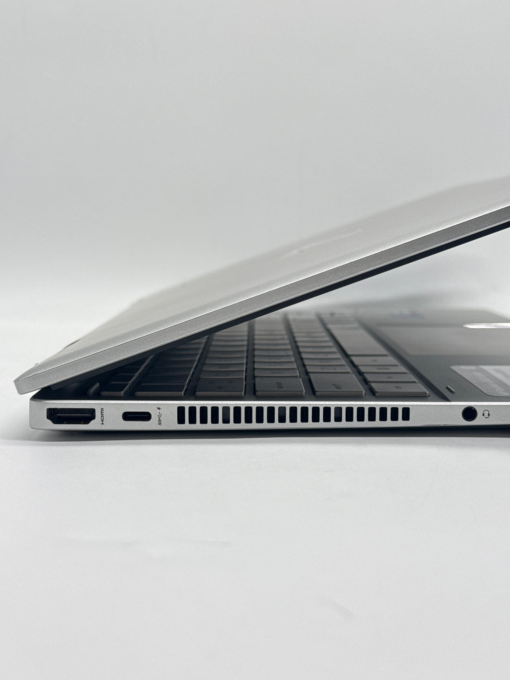 HP Pavilion x360 14" Core i5-1235U 8GB RAM 512GB SSD - Used