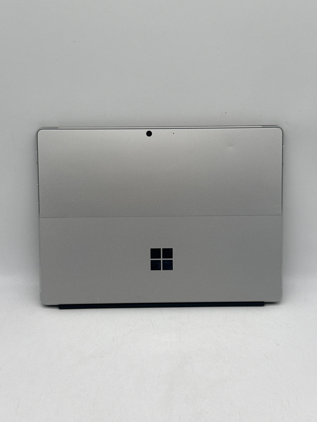 Microsoft Surface Pro 8 13" Core i7-1185G7 16GB RAM 512GB SSD - For Parts