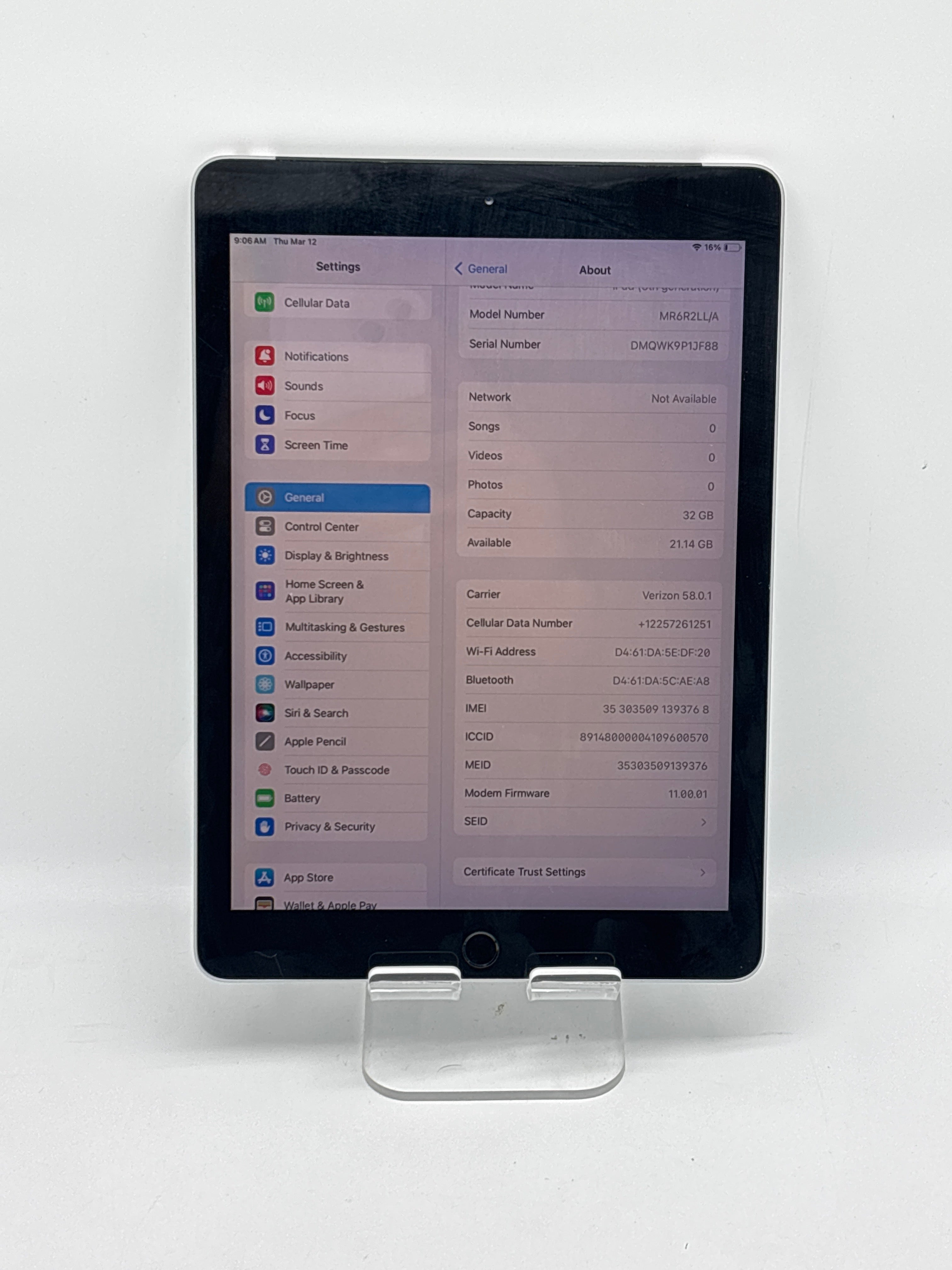 Apple iPad (6th Gen) A1954 Cellular + Wi Fi Silver - Used