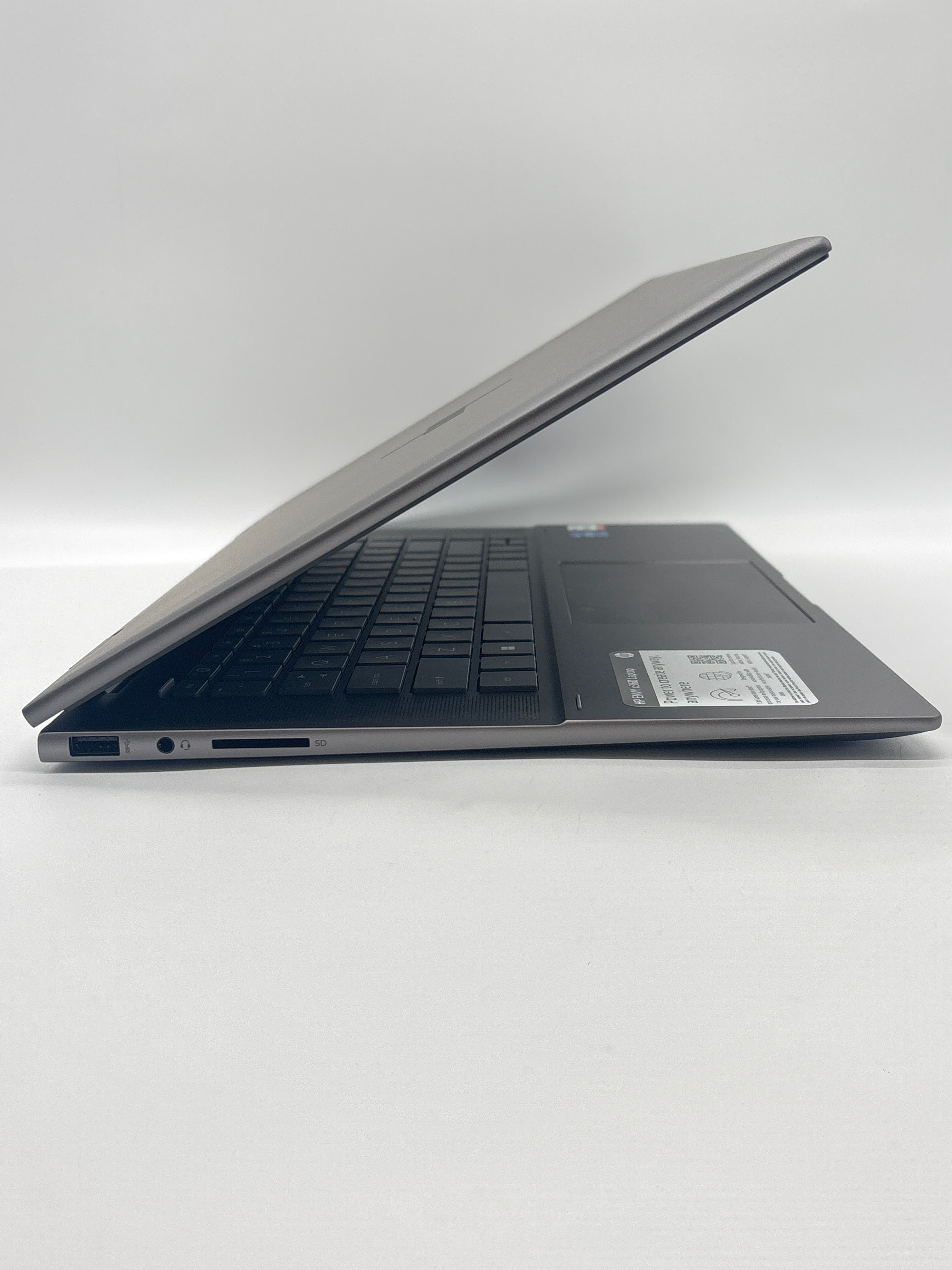 HP Envy x360 2-in-1 i5-1335u 8GB RAM 512GB SSD Gray - Used