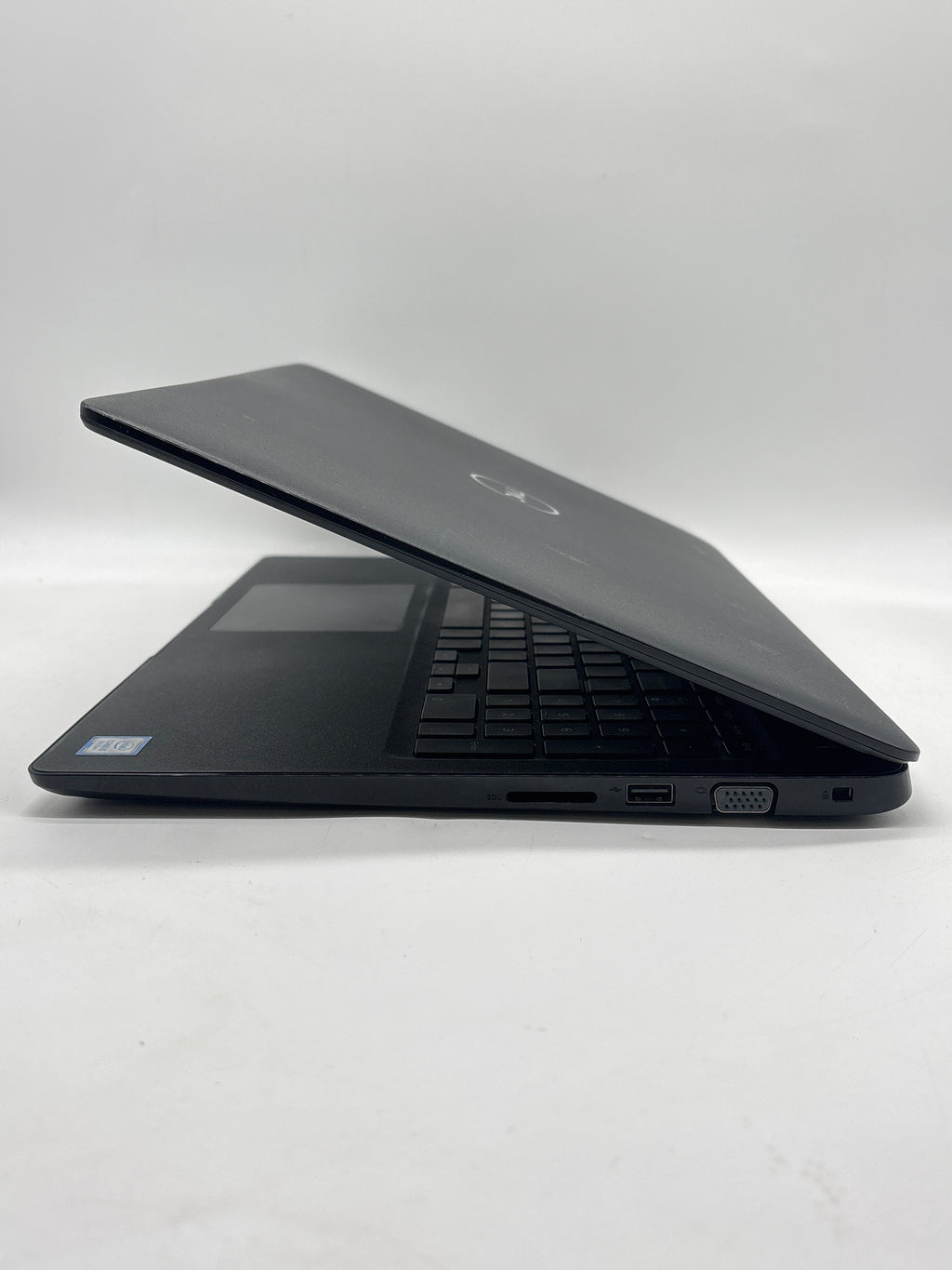Dell Latitude 3500 15.6" i5-8365U 8GB RAM 512GB SSD - Remotely Managed