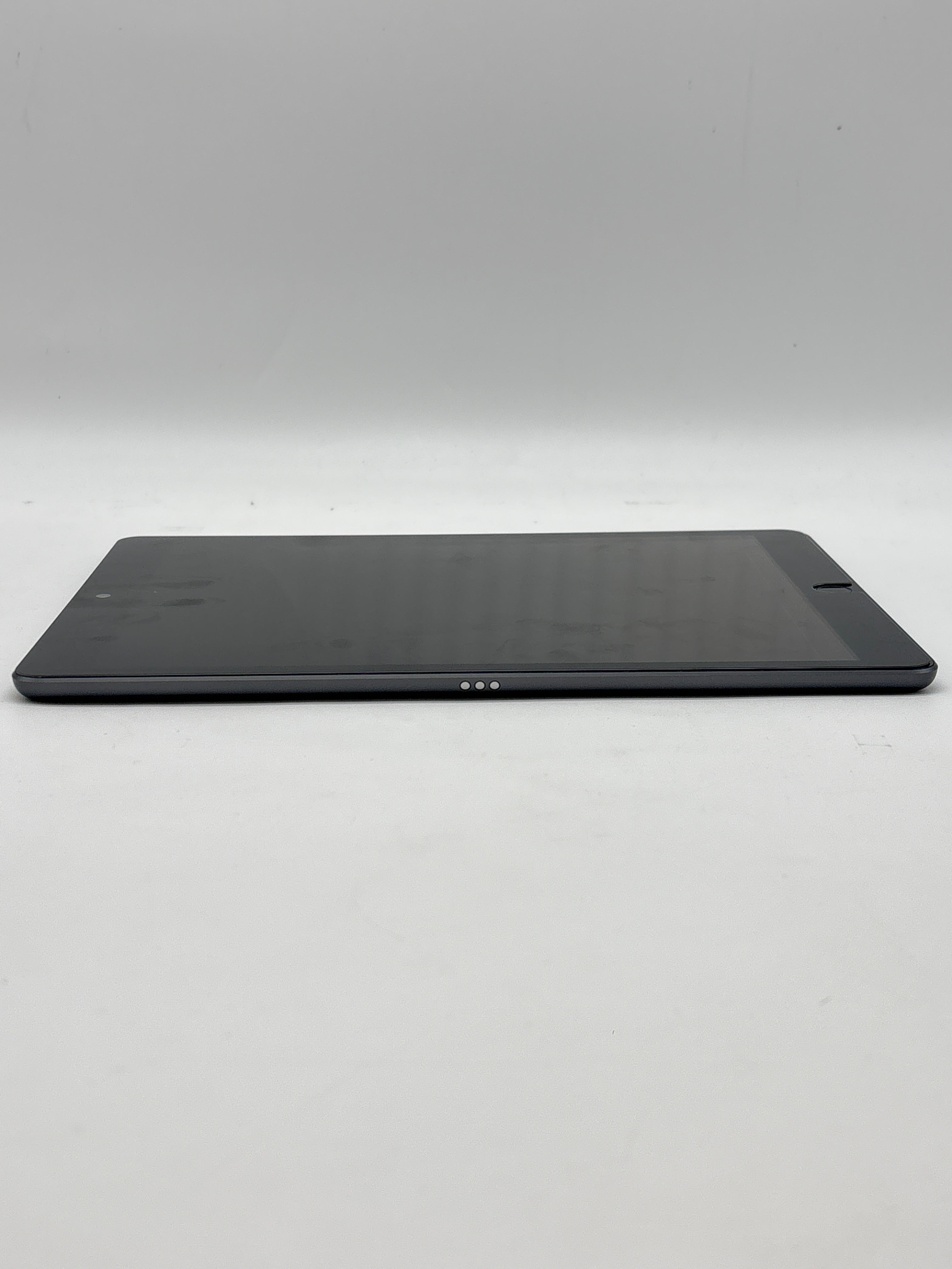Apple iPad (9th Gen) A2603 64GB Gray Unlocked Wi-Fi + 4G LTE - Used