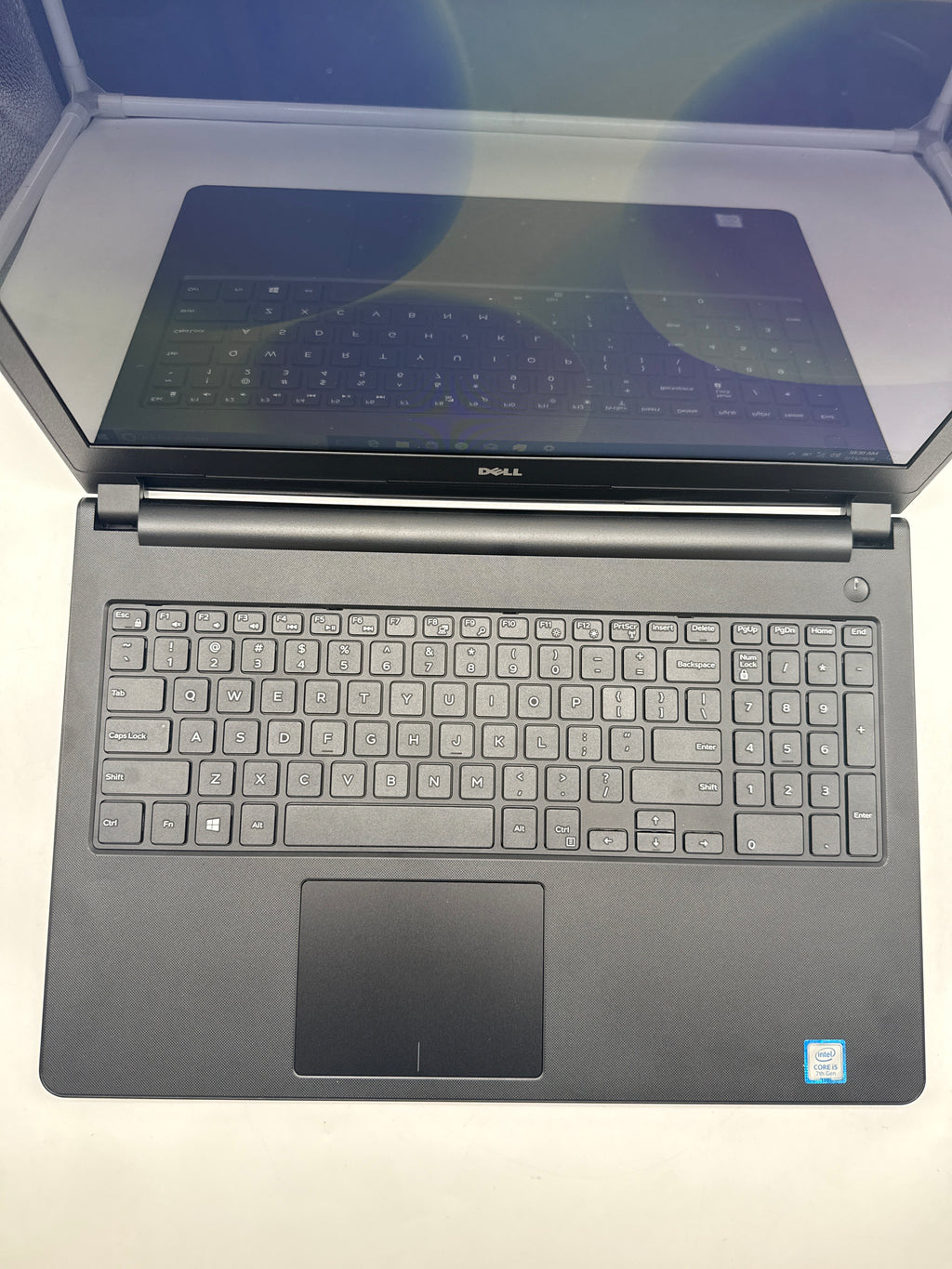 Dell Inspiron 5566 i5-7200U 8GB RAM 256GB SSD