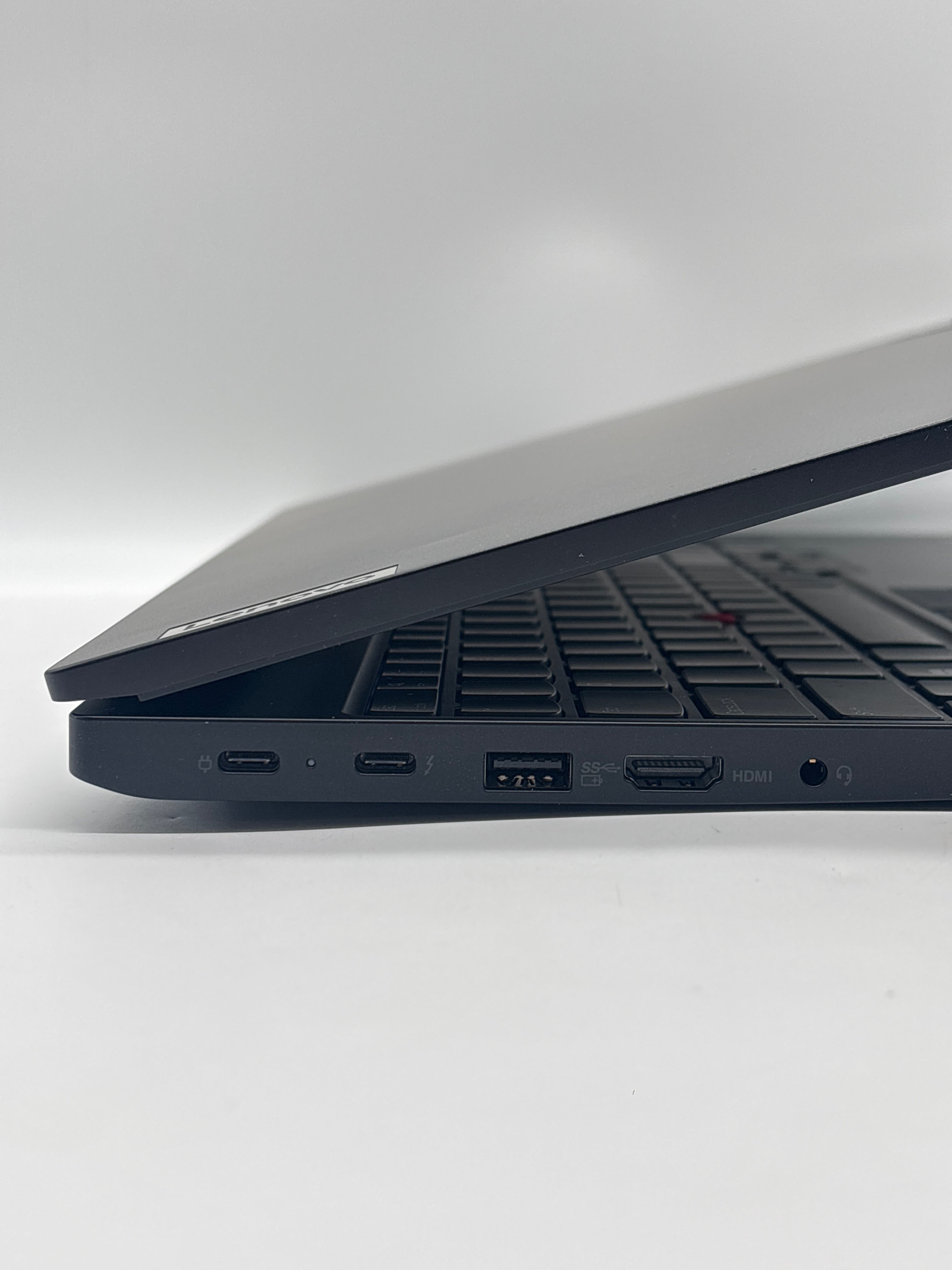 Lenovo Thinkpad E16 Gen 1 i7-1355U 16GB 512GB SSD