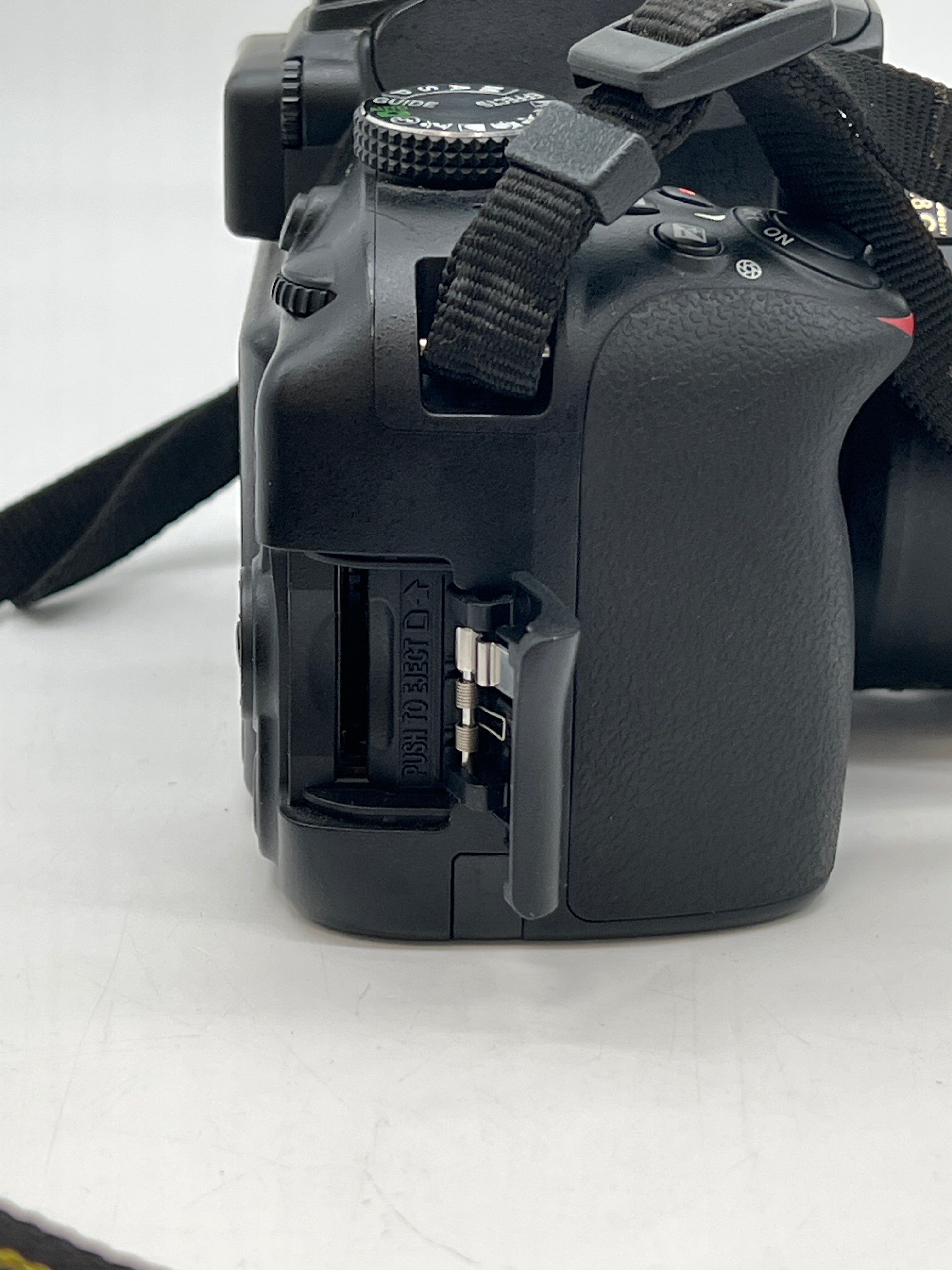 Nikon D3400 Digital Camera 24.2MP With AF-S Nikkor 50mm - Used