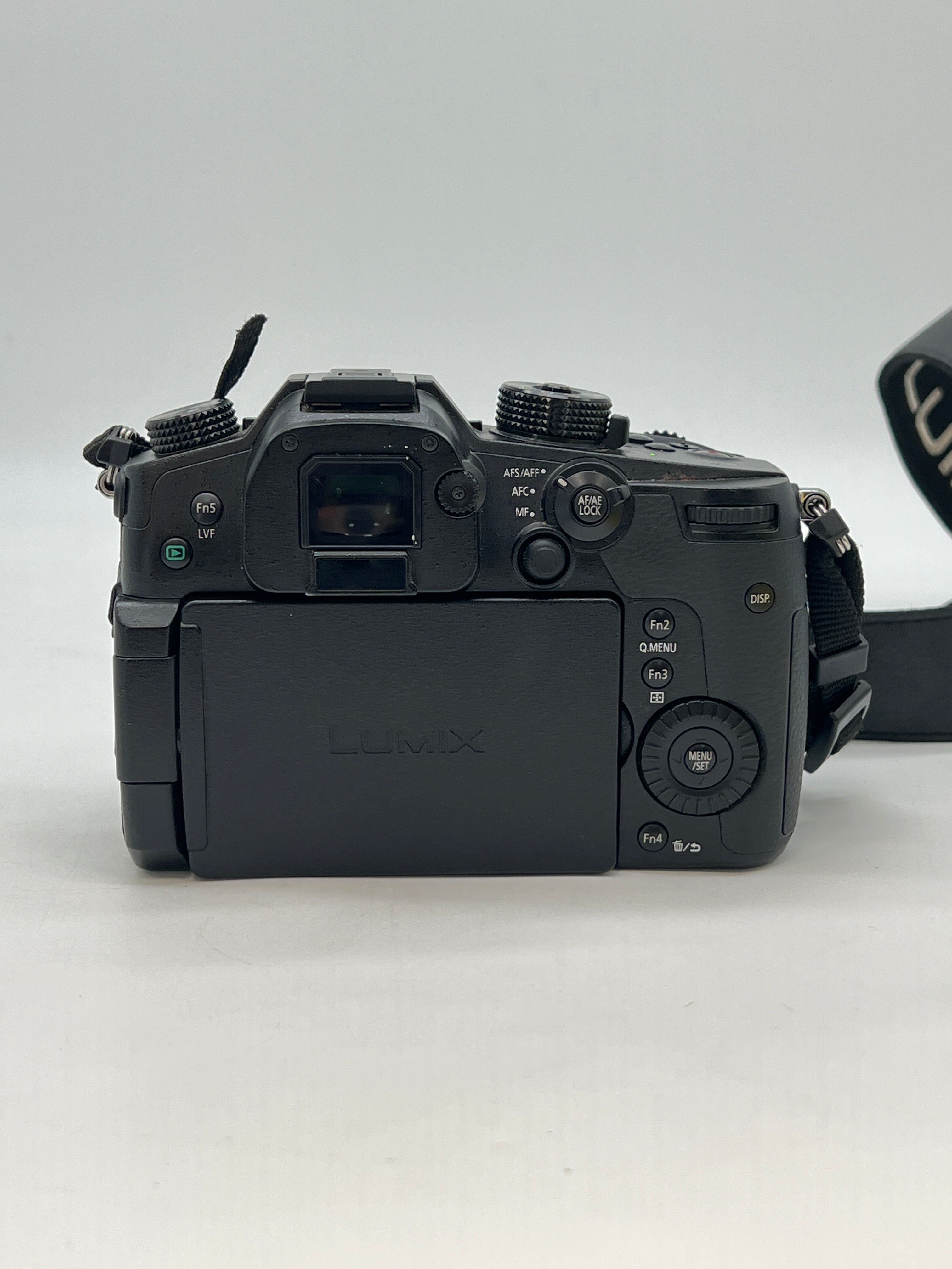 Panasonic LUMIX DC-GH5 20.3MP Micro 4/3 Mount Mirrorless Camera Body Only