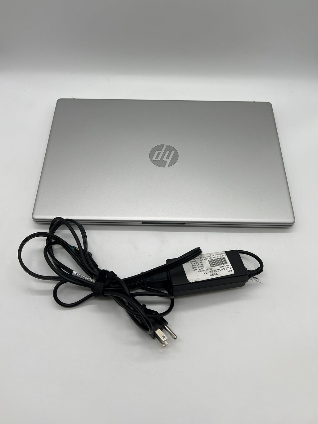 HP 15-FC0025DX 15" AMD Ryzen 5 8GB RAM 512GB SSD