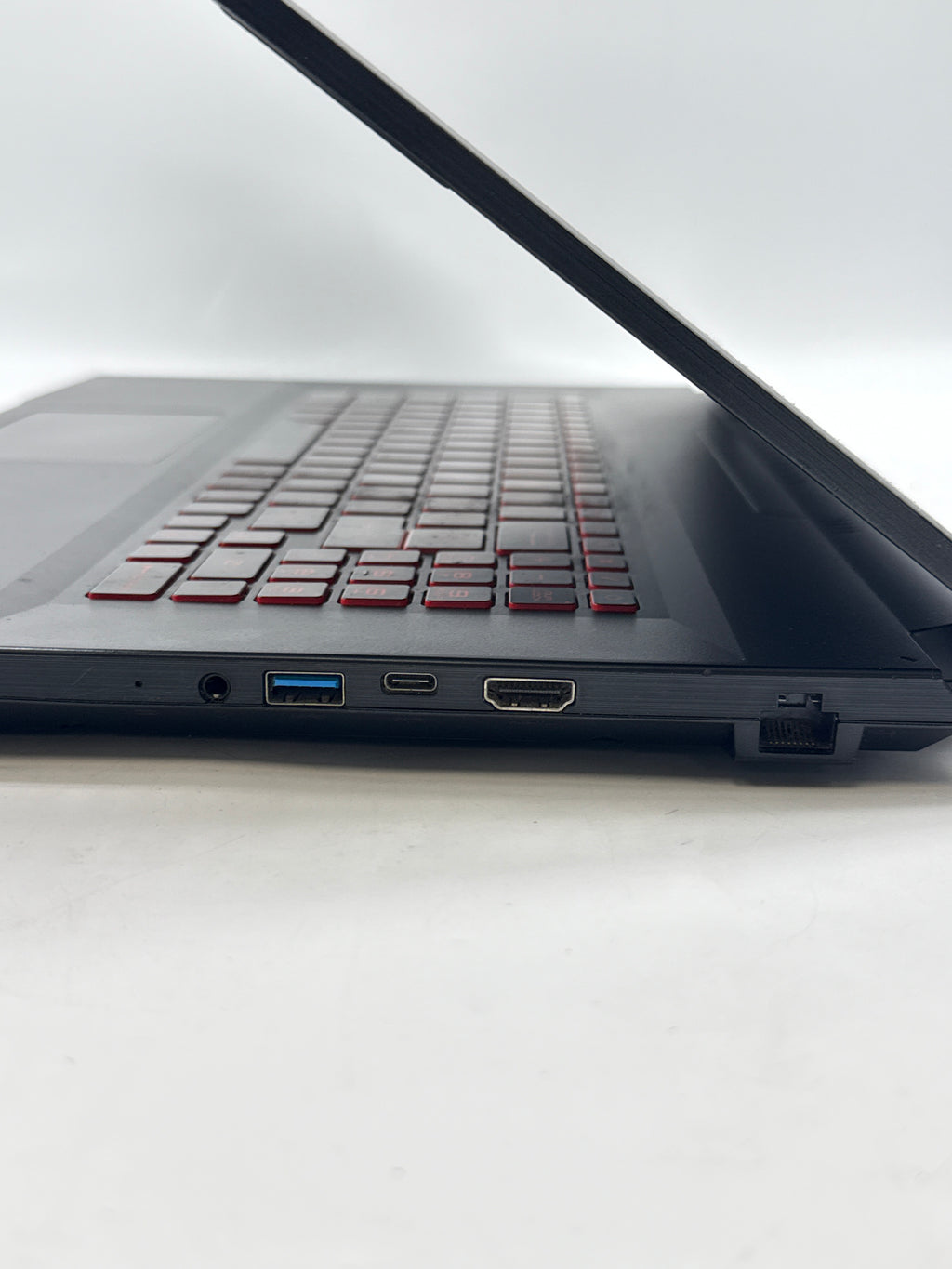 MSI Katana GF76 i7-11800H 16GB RAM 512GB SSD RTX 3050 - For Parts Read