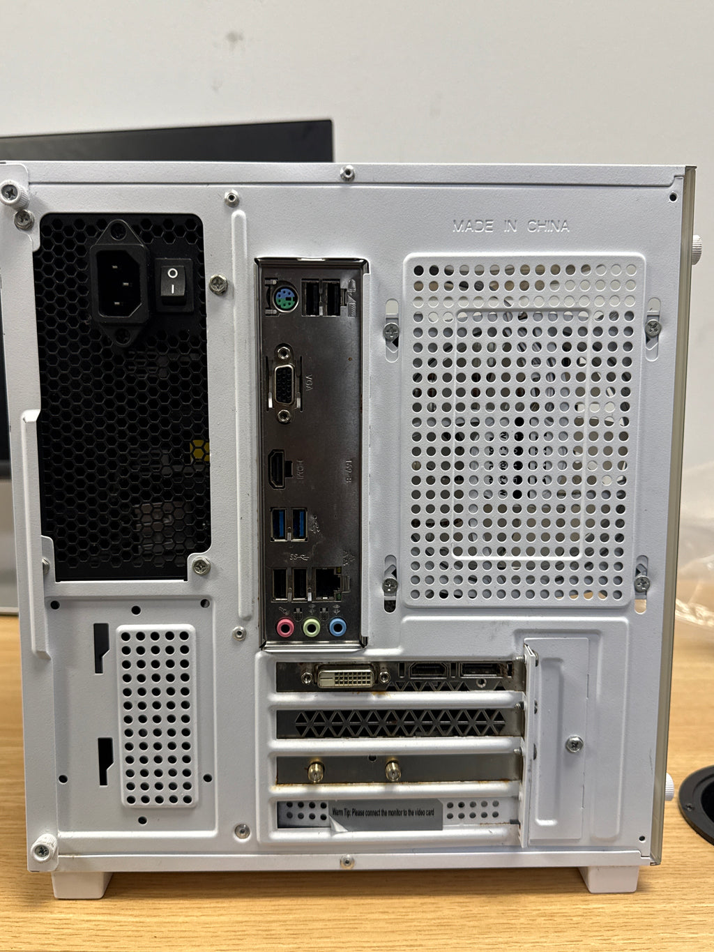 Custom Gaming PC i5-12400F 32GB RAM 1TB SSD RTX 3050 White - Used