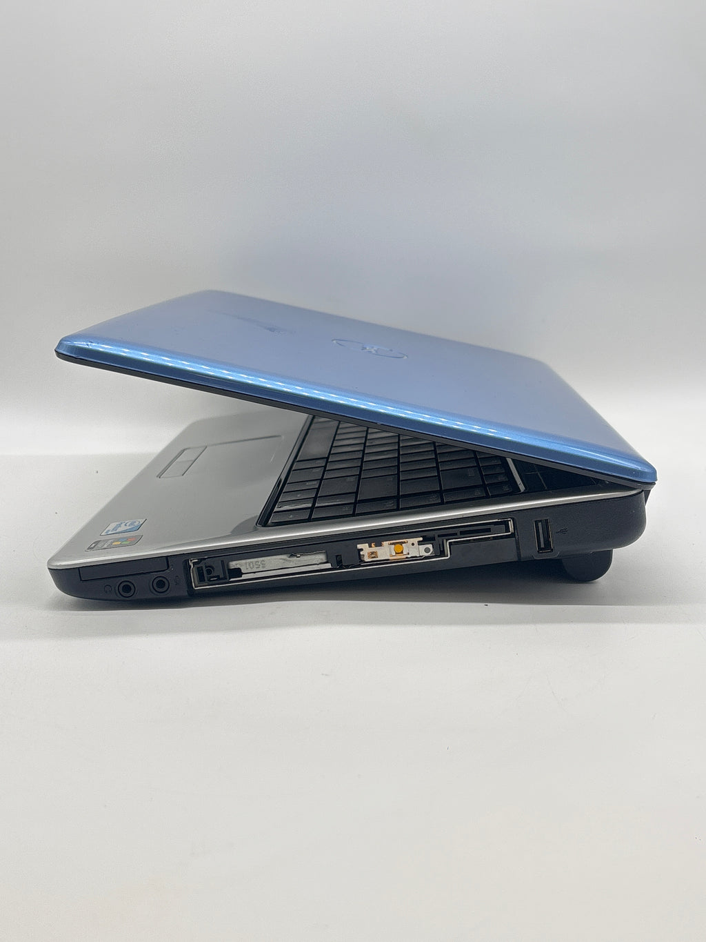 Dell Inspiron 1440 Intel Pentium 3 GB RAM 256GB SSD Blue