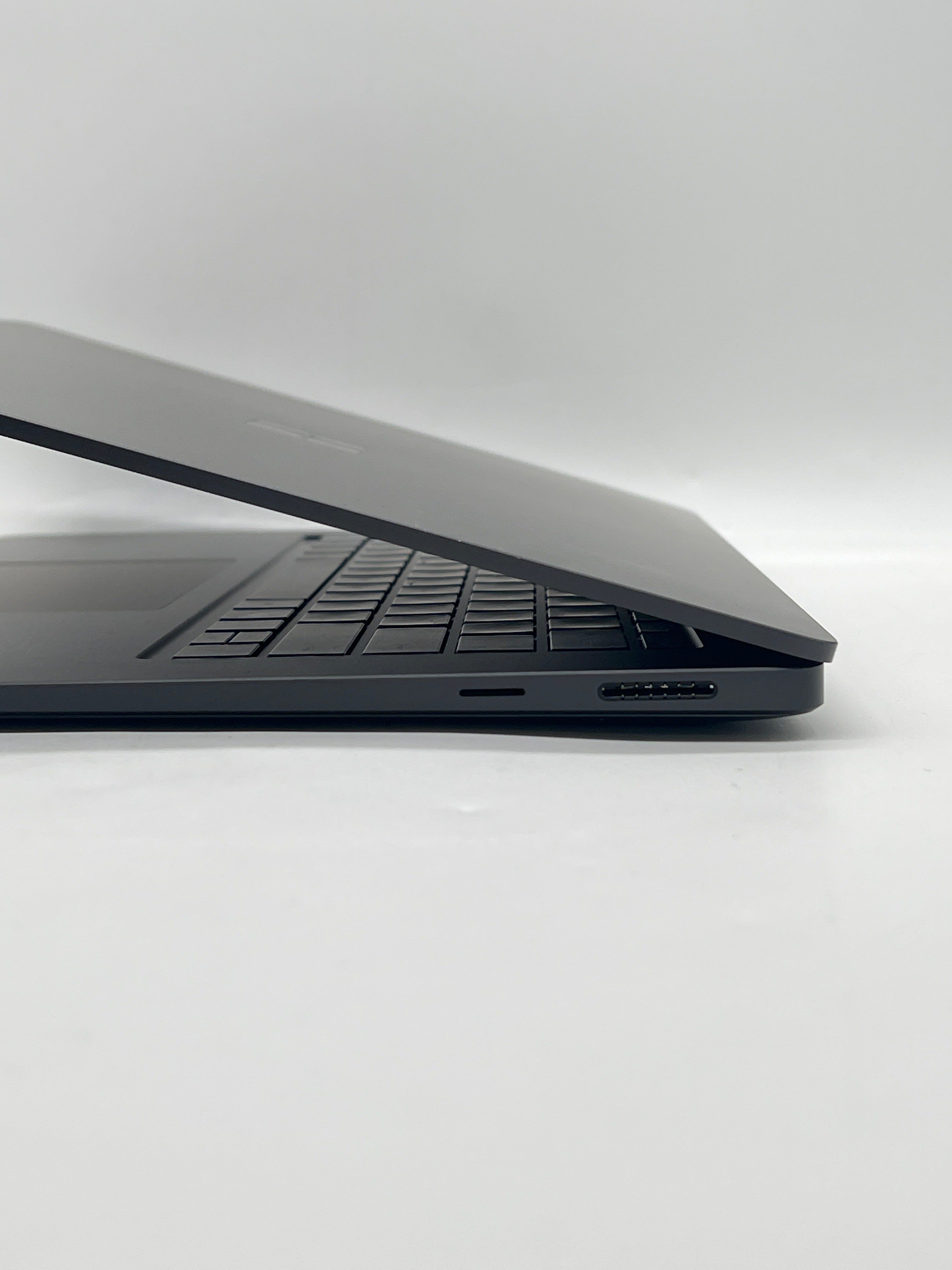 Microsoft Surface Laptop 7 2037 Snapdragon X Elite 32GB RAM 1TB SSD - Bios Locked