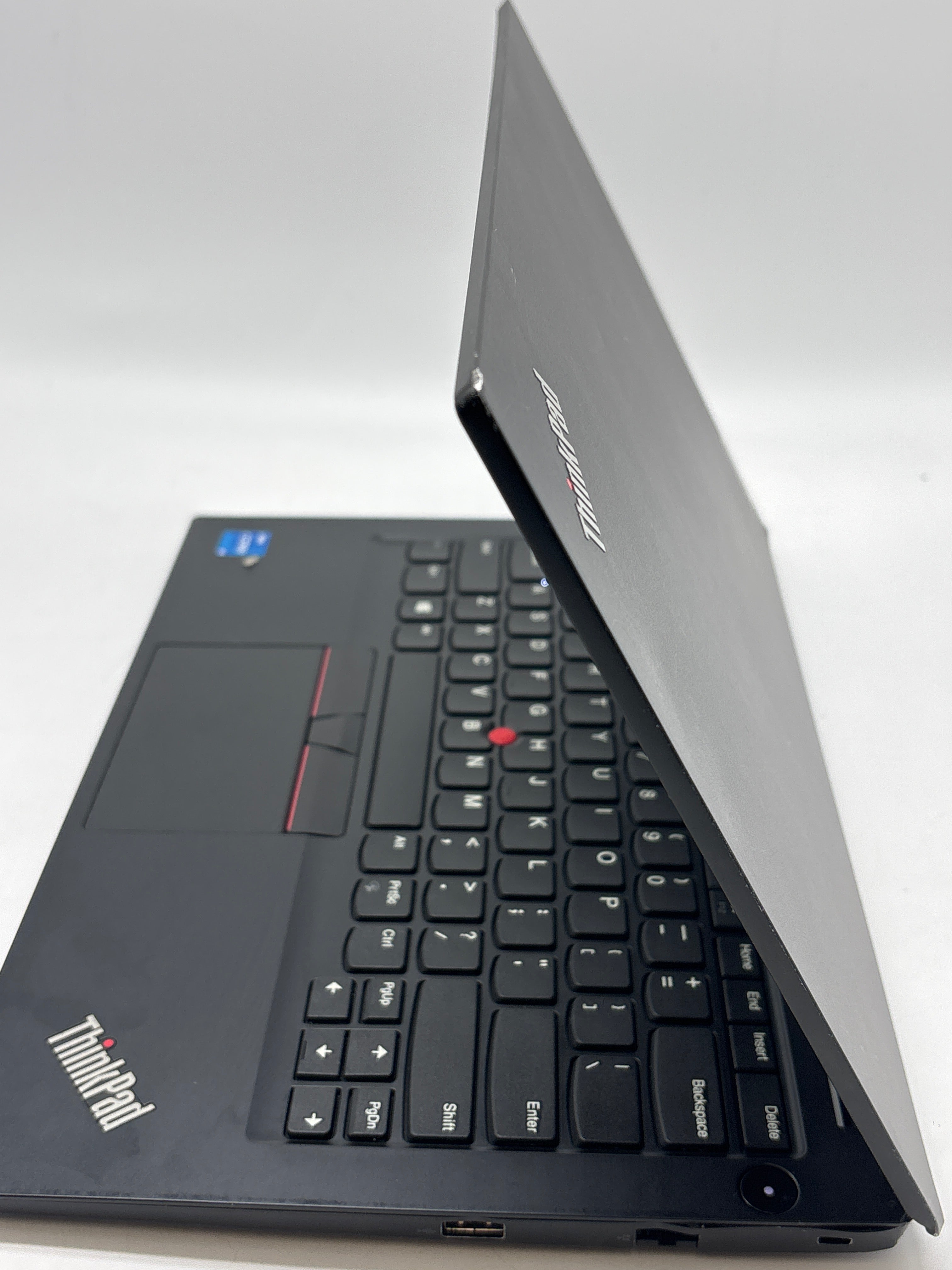 Lenovo ThinkPad E14 Gen 2 i5-1135G7 8GB RAM 256GB SSD - Used