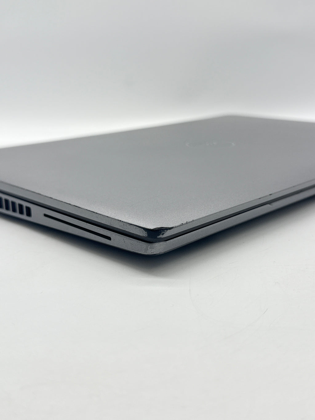 Dell Latitude 5540 15.6" i7-1365U 16GB RAM 512GB SSD Gray