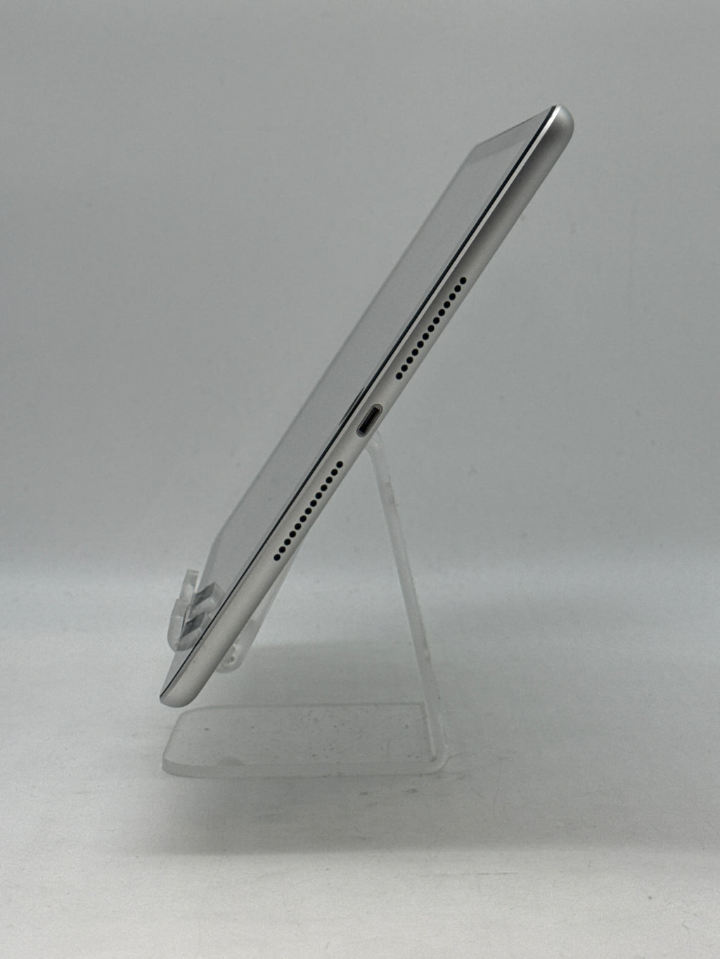 Apple iPad 9th Gen 64GB Wi-Fi 10.2" Silver A2602