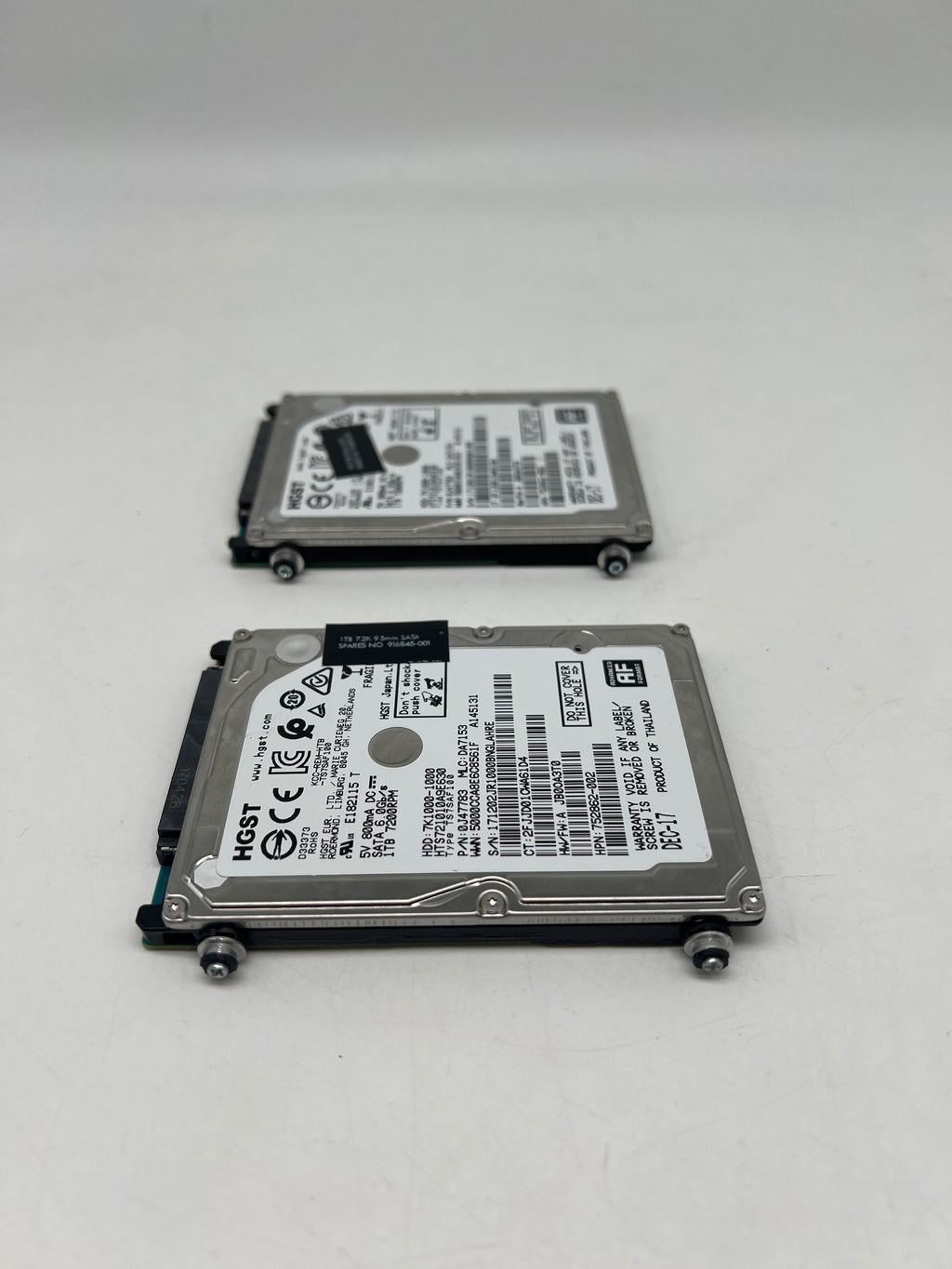 (lot of 2) HGST 1 TB 7K1000 HTS721010A9E630 2.5" SATA III Hard Drive