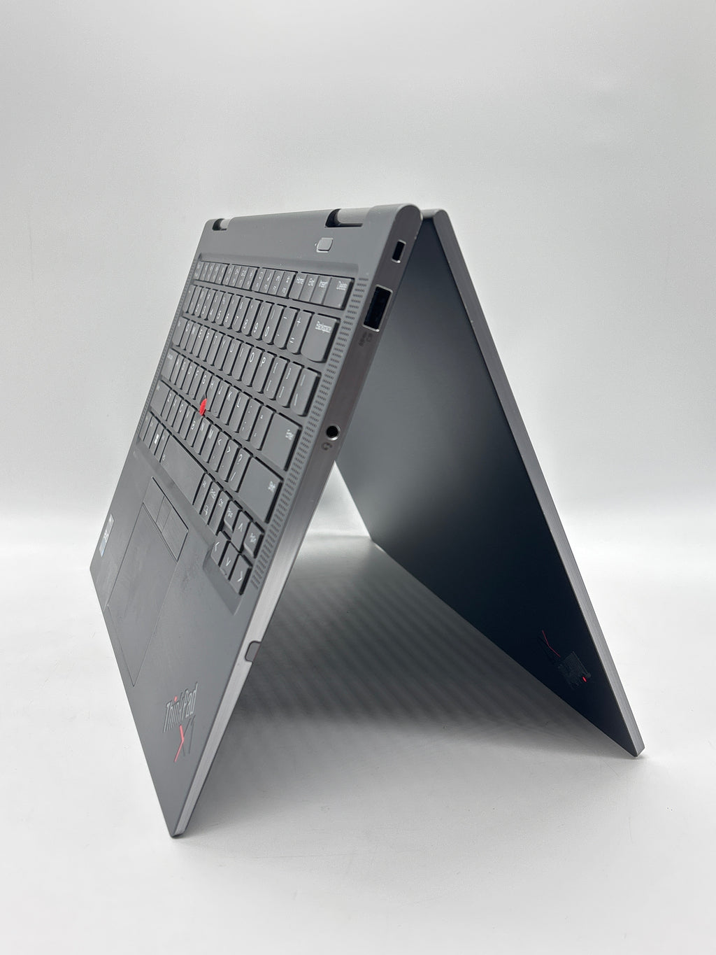 Lenovo ThinkPad X1 Yoga Gen 8 i7-1355U 16GB RAM 512GB SSD - Warranty