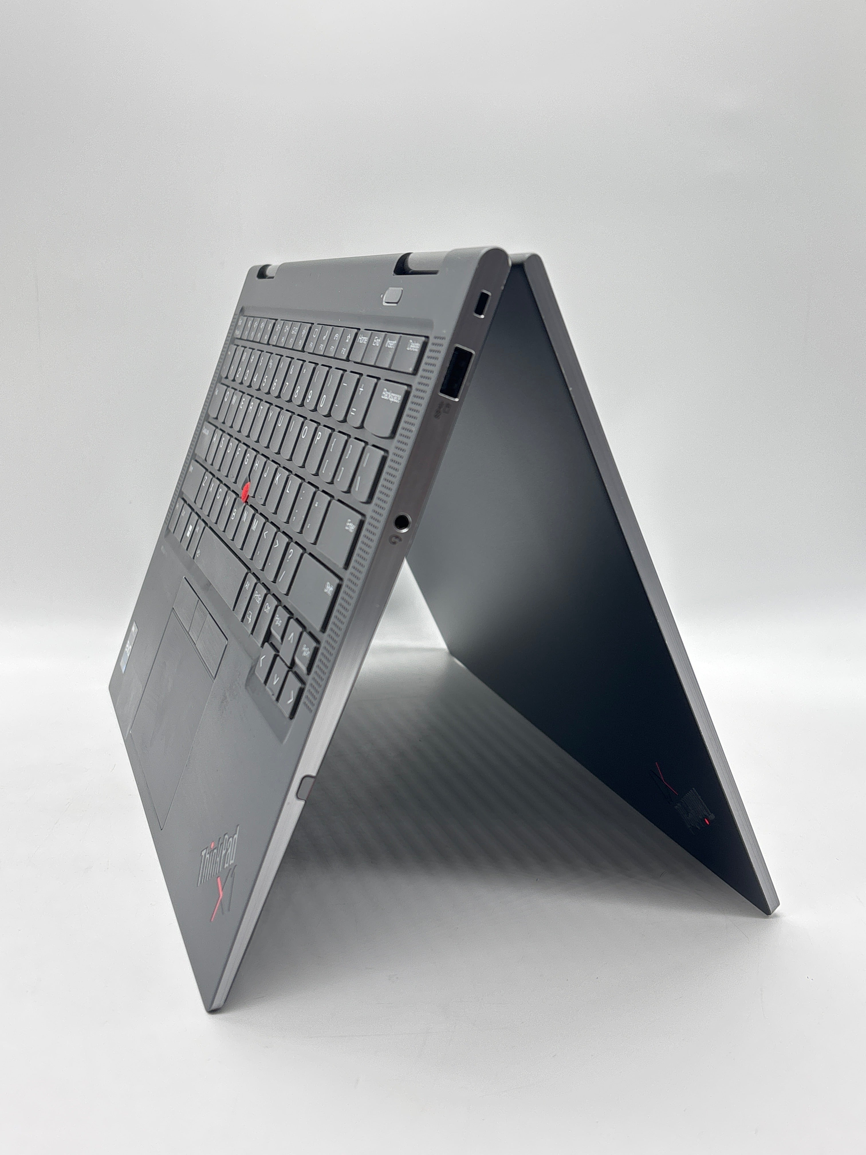 Lenovo ThinkPad X1 Yoga Gen 8 i7-1355U 16GB RAM 512GB SSD - Warranty