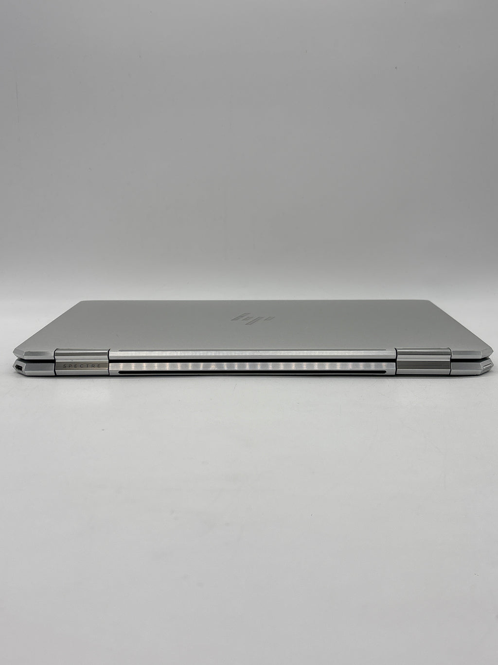 HP Spectre x360 13-aw0013dx i7-1065G7 8GB RAM 512GB SSD