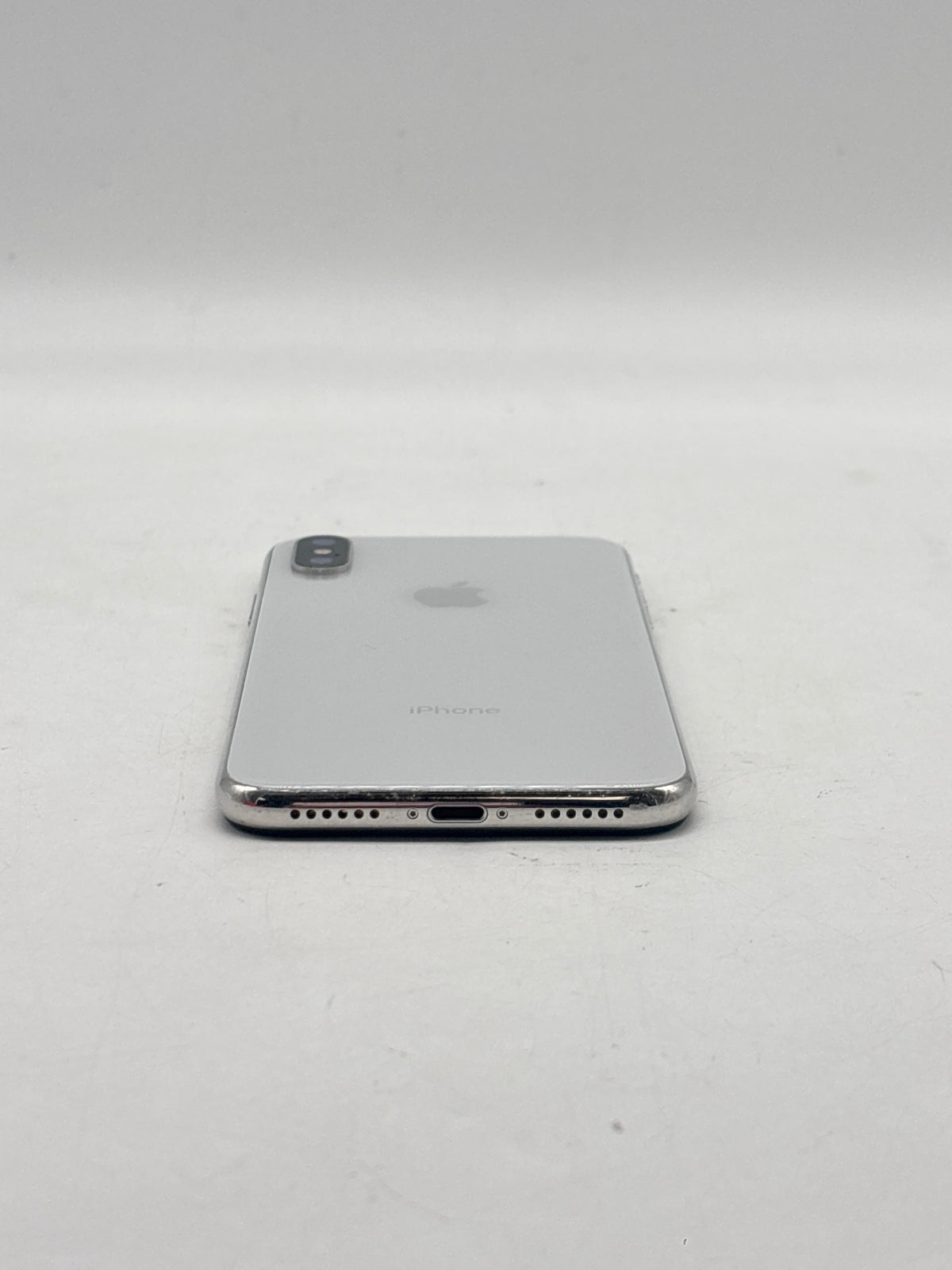 Apple iPhone X 5.8" A1865 256GB AT&T Only Silver - Cracked Camera Lens