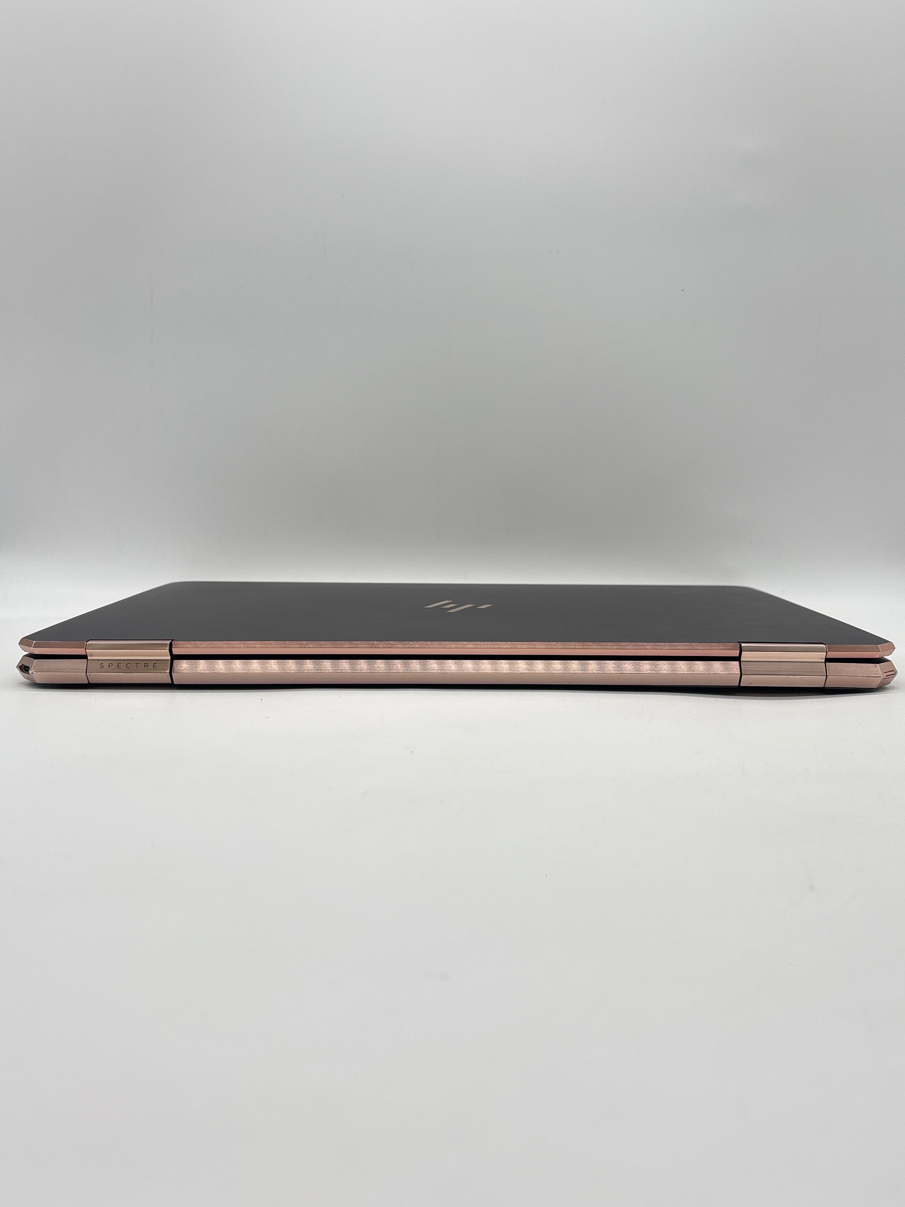 HP Spectre x360 15-df0033dx i7-8565U 16GB RAM 512GB SSD MX150