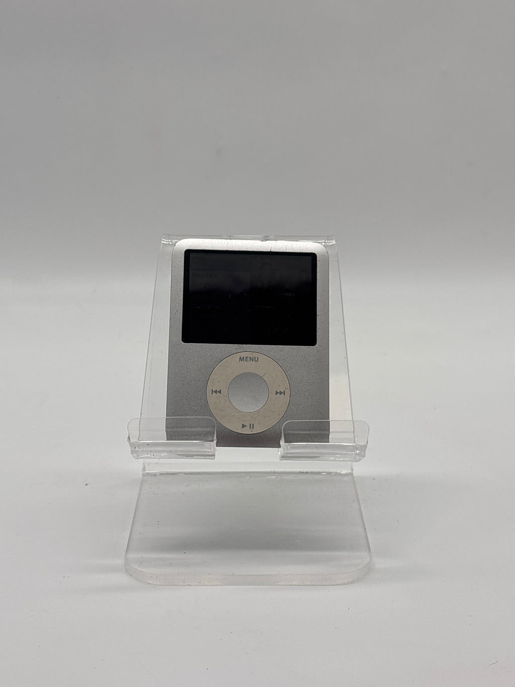 Apple iPod nano 3rd Generation 4GB Silver - Used
