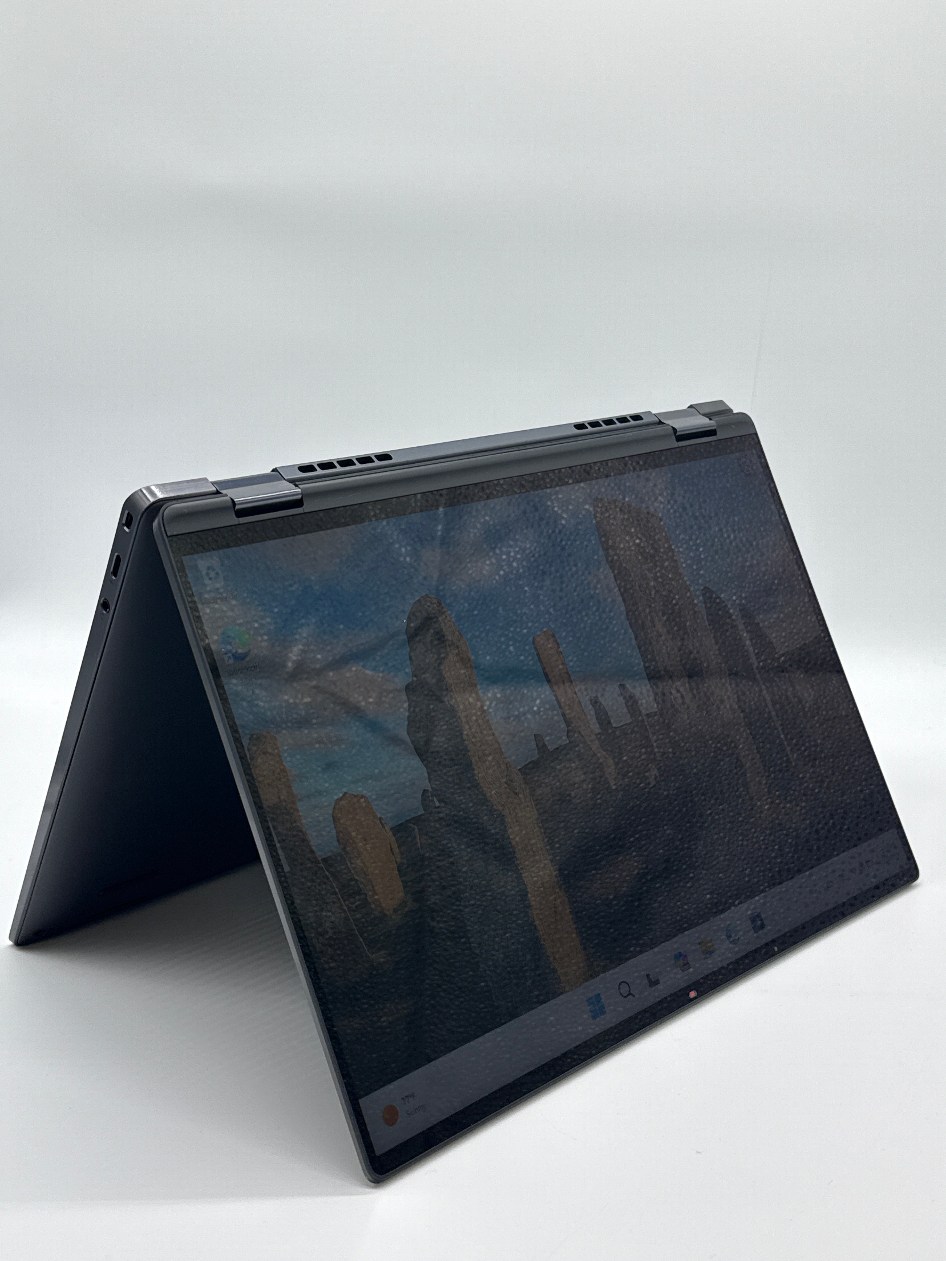 Dell Latitude 9440 2-in-1 i5-1345U 16GB RAM 512GB SSD
