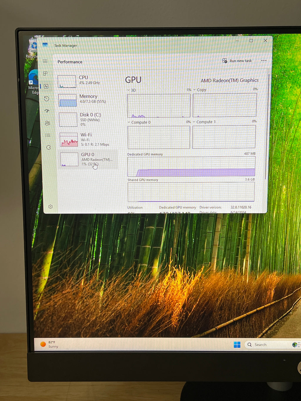 HP 23.8" All in One Ryzen 3 8GB RAM 512GB SSD - Used